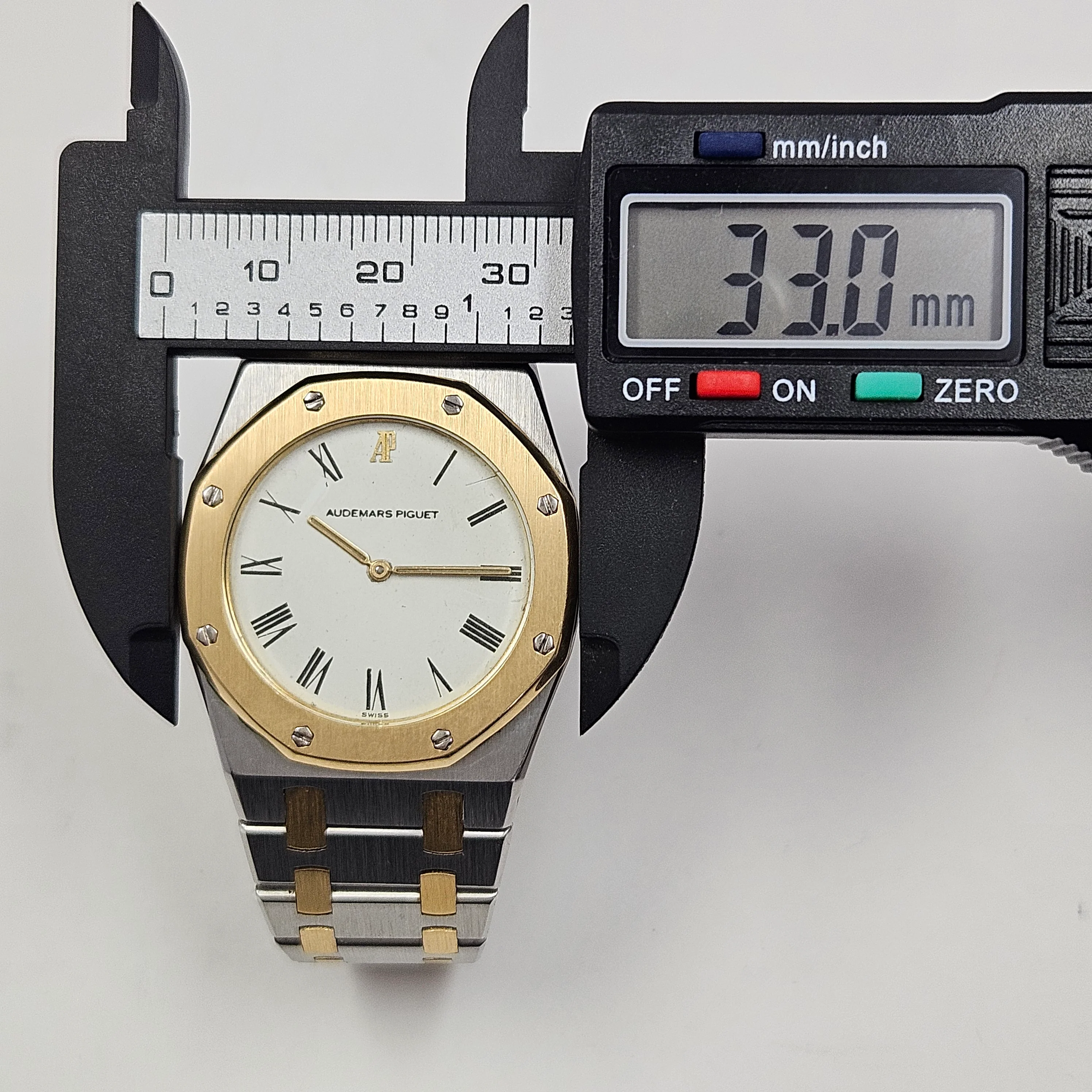 Reloj Audemars Piguet Royal Oak Quartz - Image 7