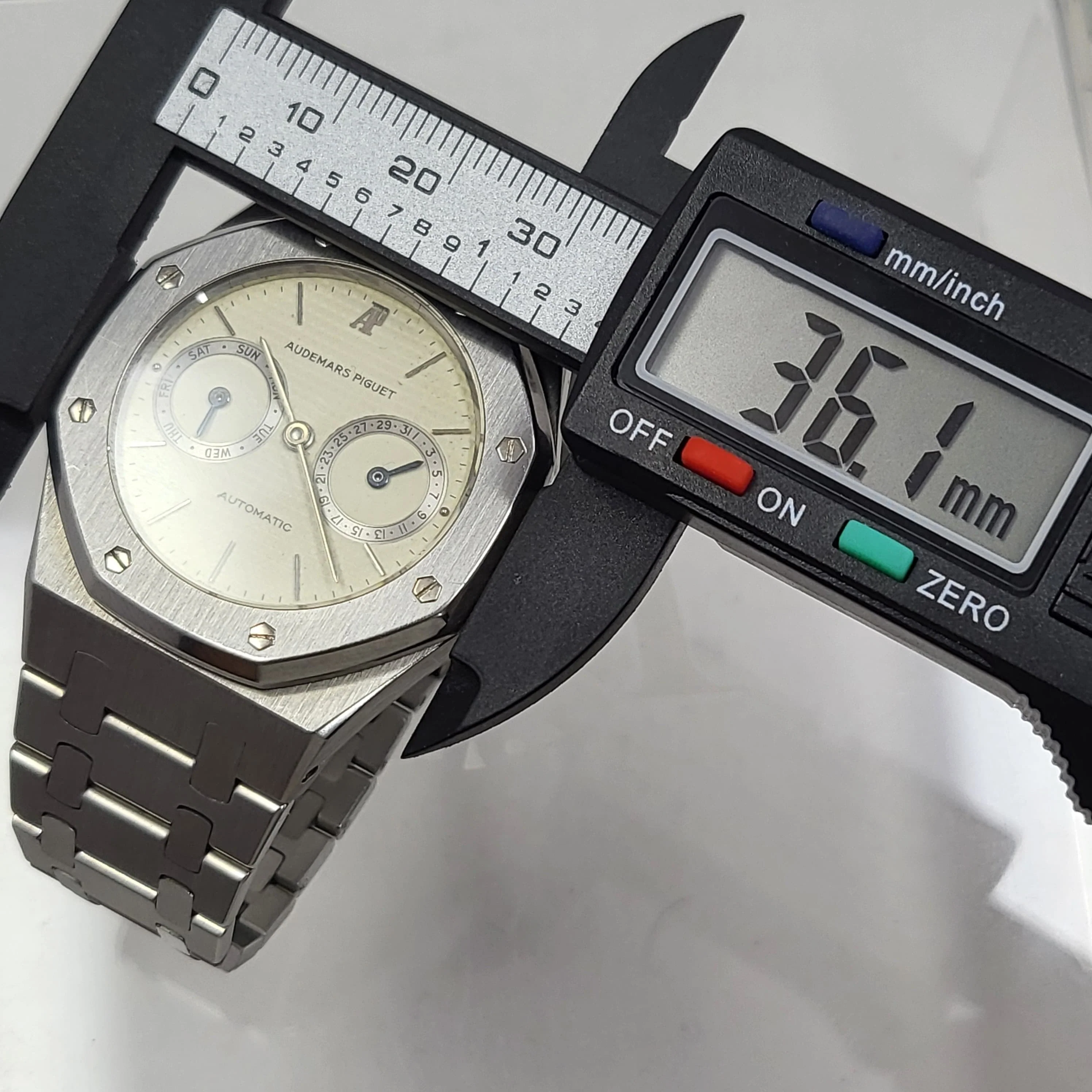 Reloj Audemars Piguet Royal Oak Day Date - Image 8