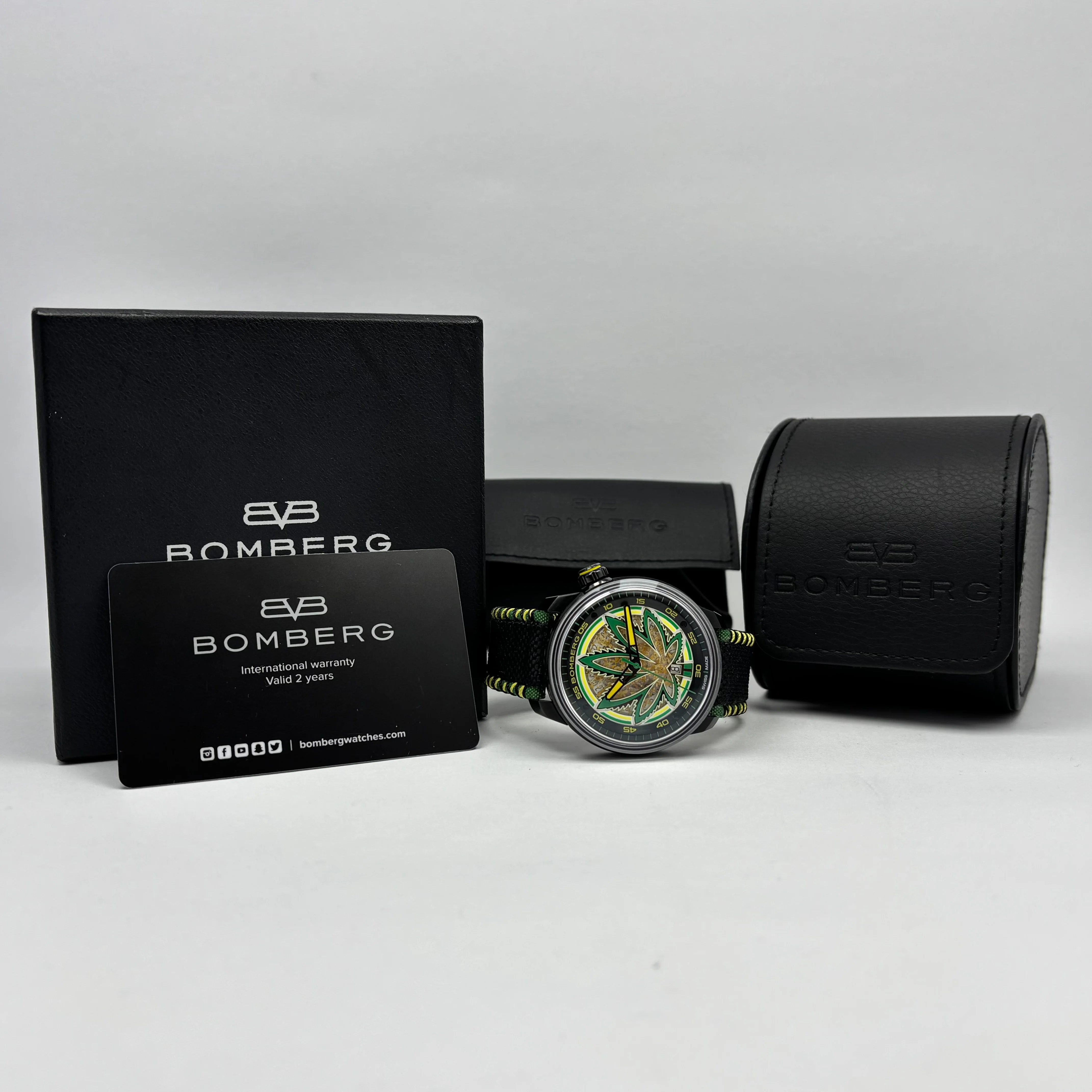 Reloj Bomberg BB-01 Cure The Bull Dog Automático - Image 11