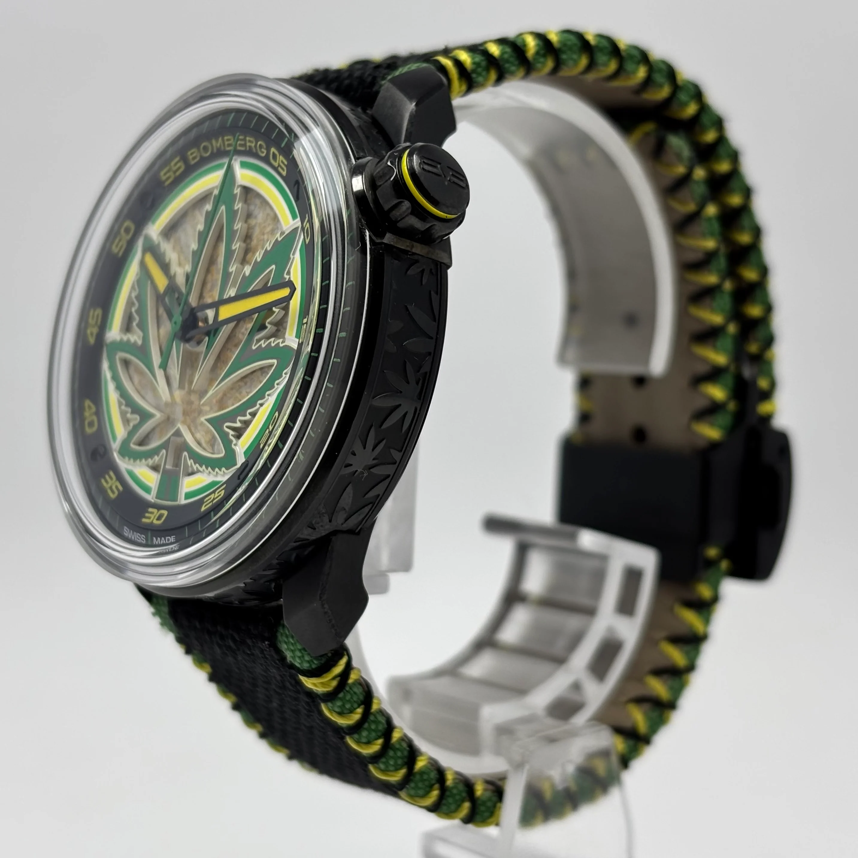 Reloj Bomberg BB-01 Cure The Bull Dog Automático - Image 3