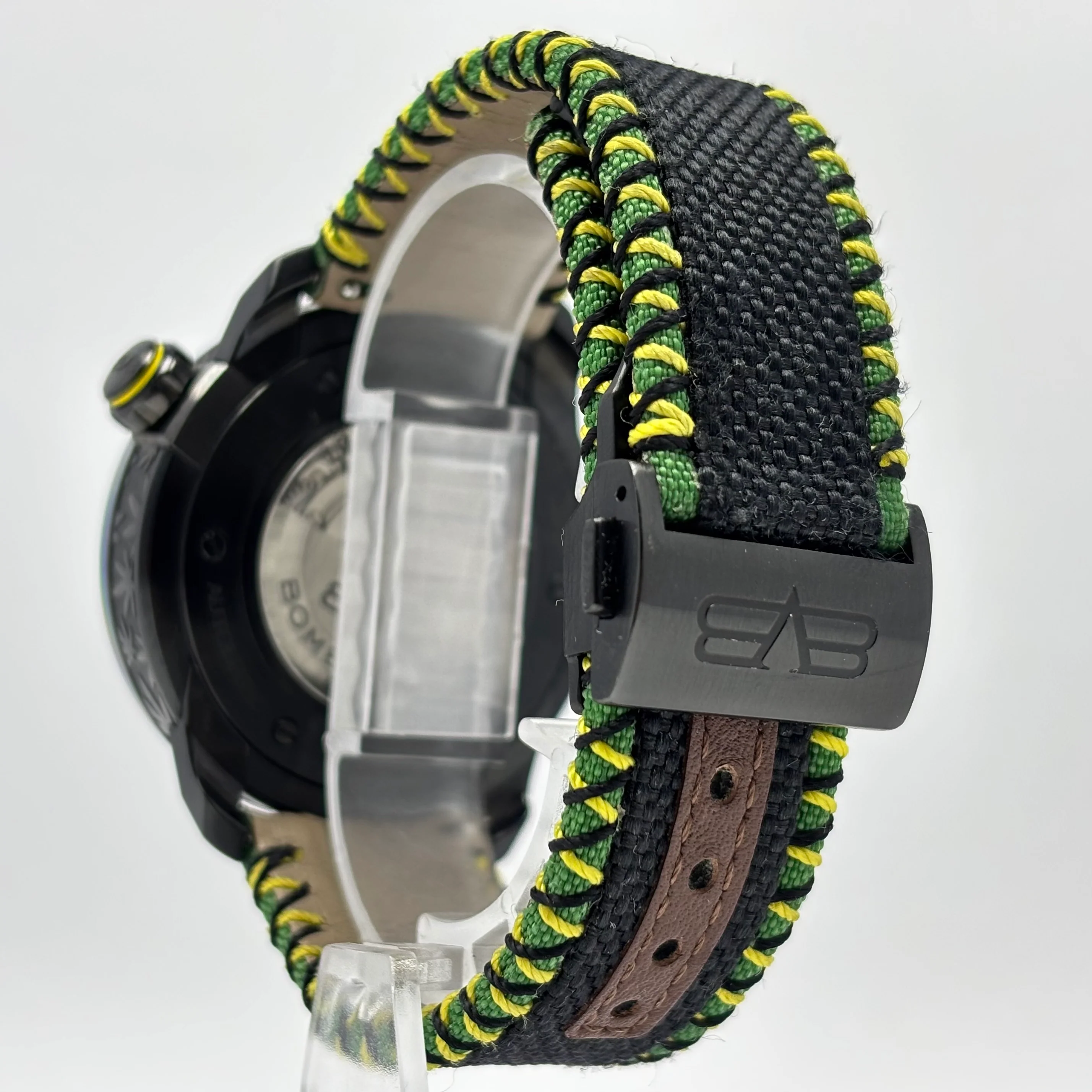 Reloj Bomberg BB-01 Cure The Bull Dog Automático - Image 4