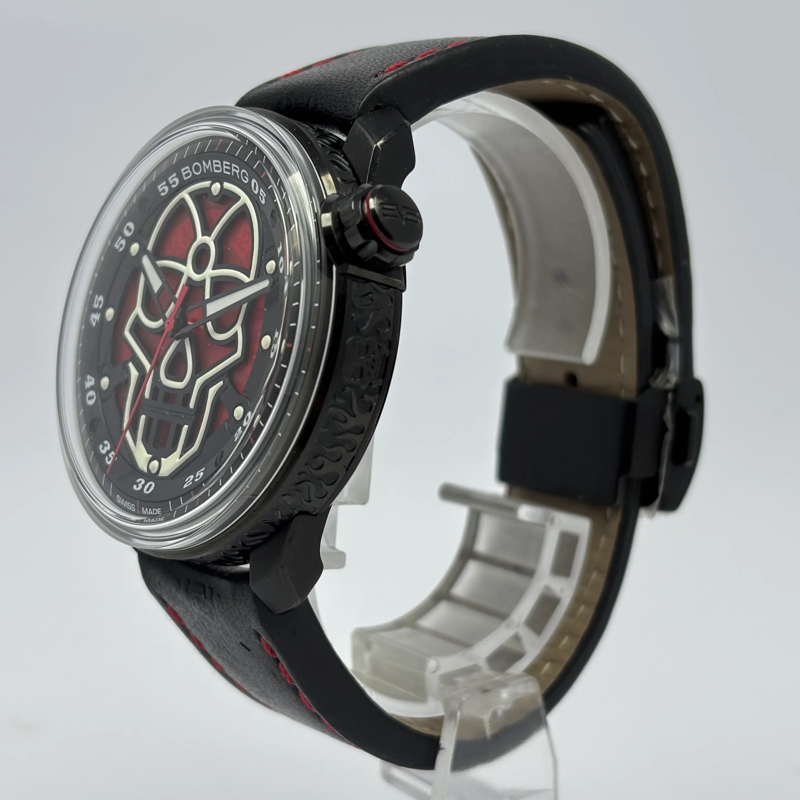 Reloj Bomberg BB-01 Skull Red Automático l LT - Image 5