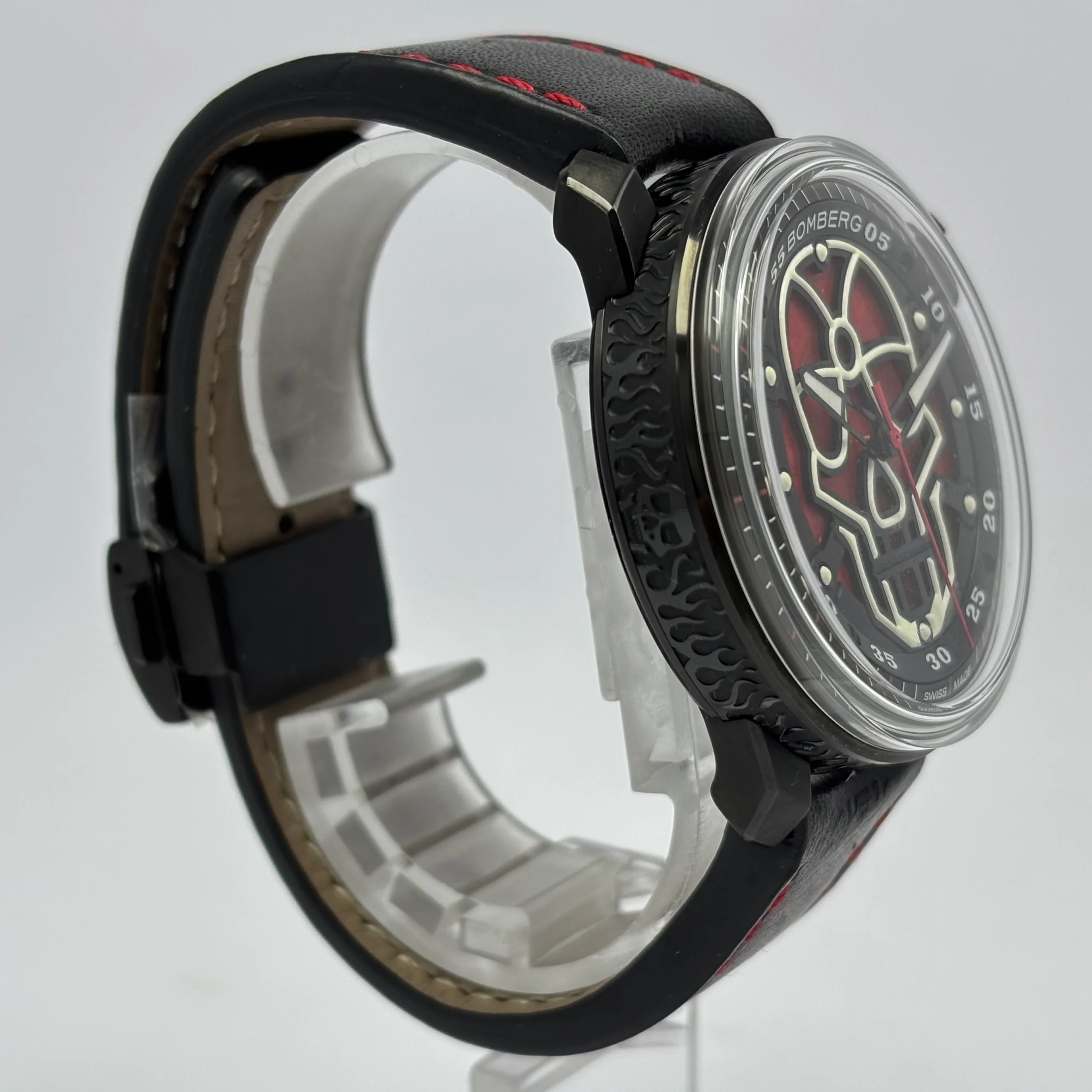 Reloj Bomberg BB-01 Skull Red Automático l LT - Image 7
