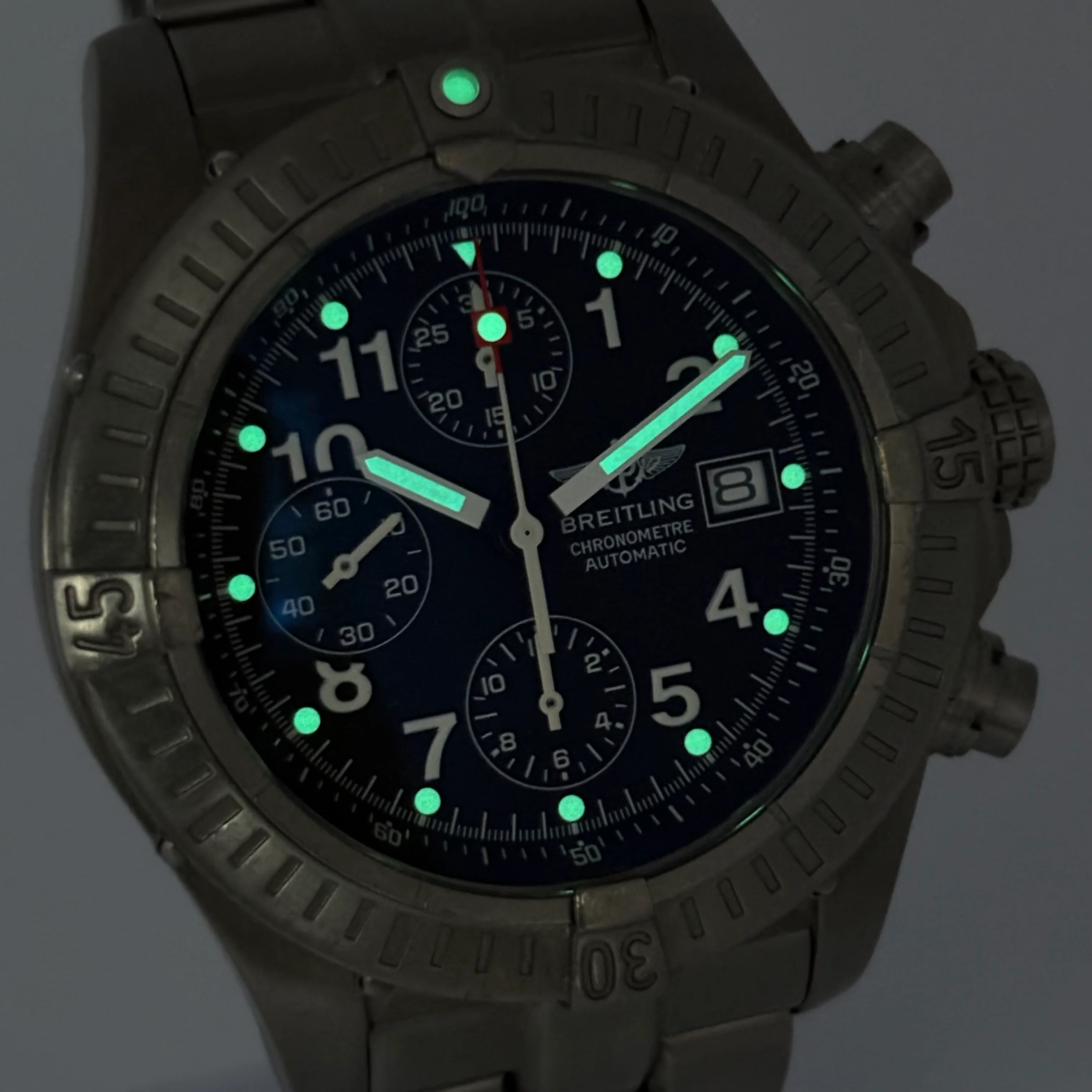 Reloj Breitling Avenger Titanio Cronógrafo Automático | DN - Image 2