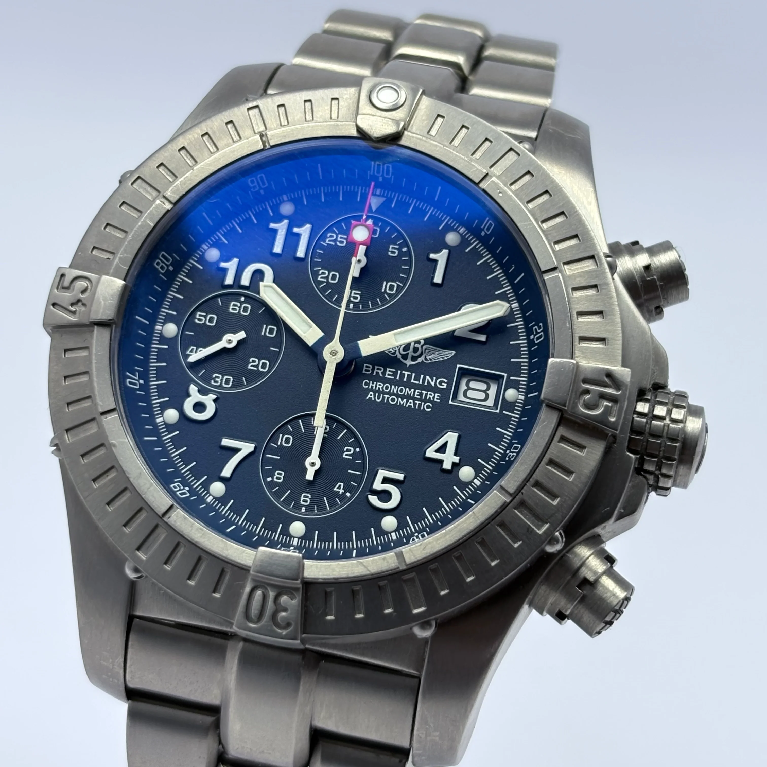 Reloj Breitling Avenger Titanio Cronógrafo Automático - Image 3