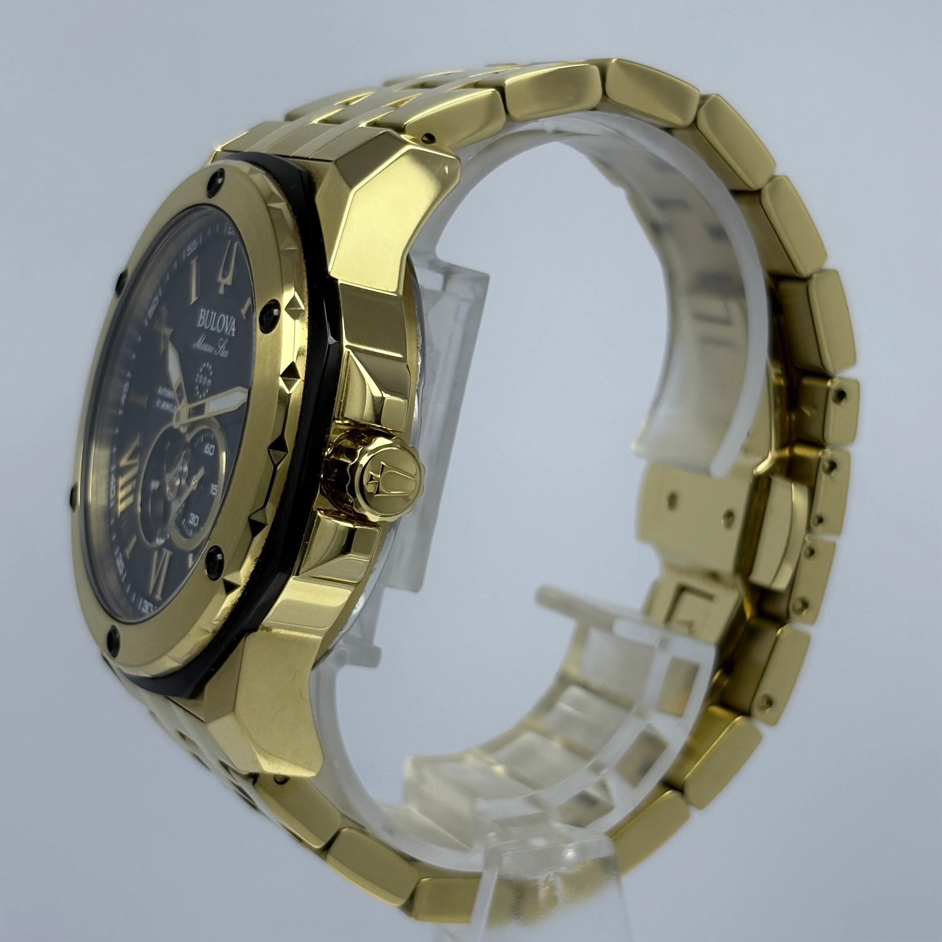 Reloj Bulova Marine Star Open Heart Dorado - Image 5