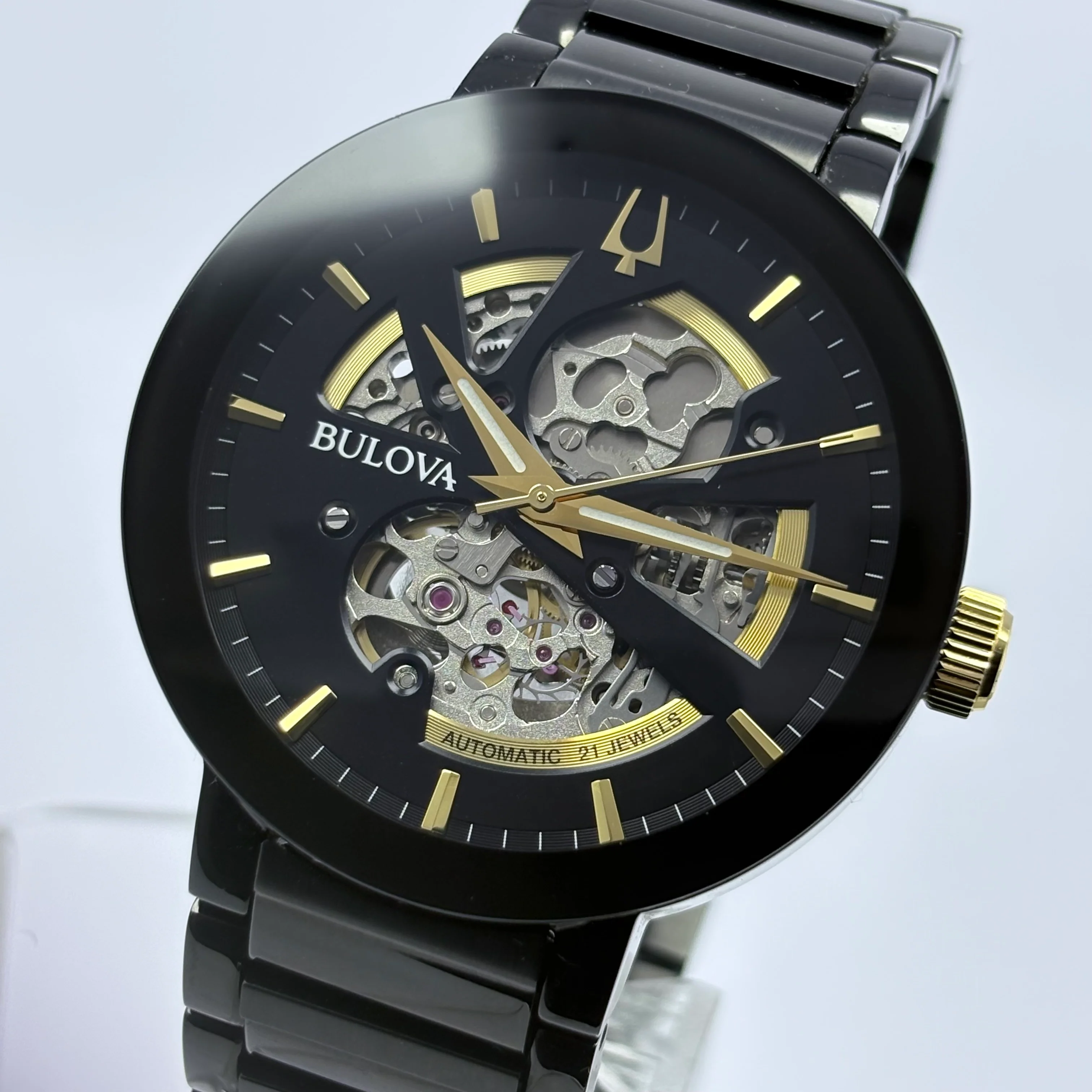 Reloj Bulova Modern Automático - Image 4