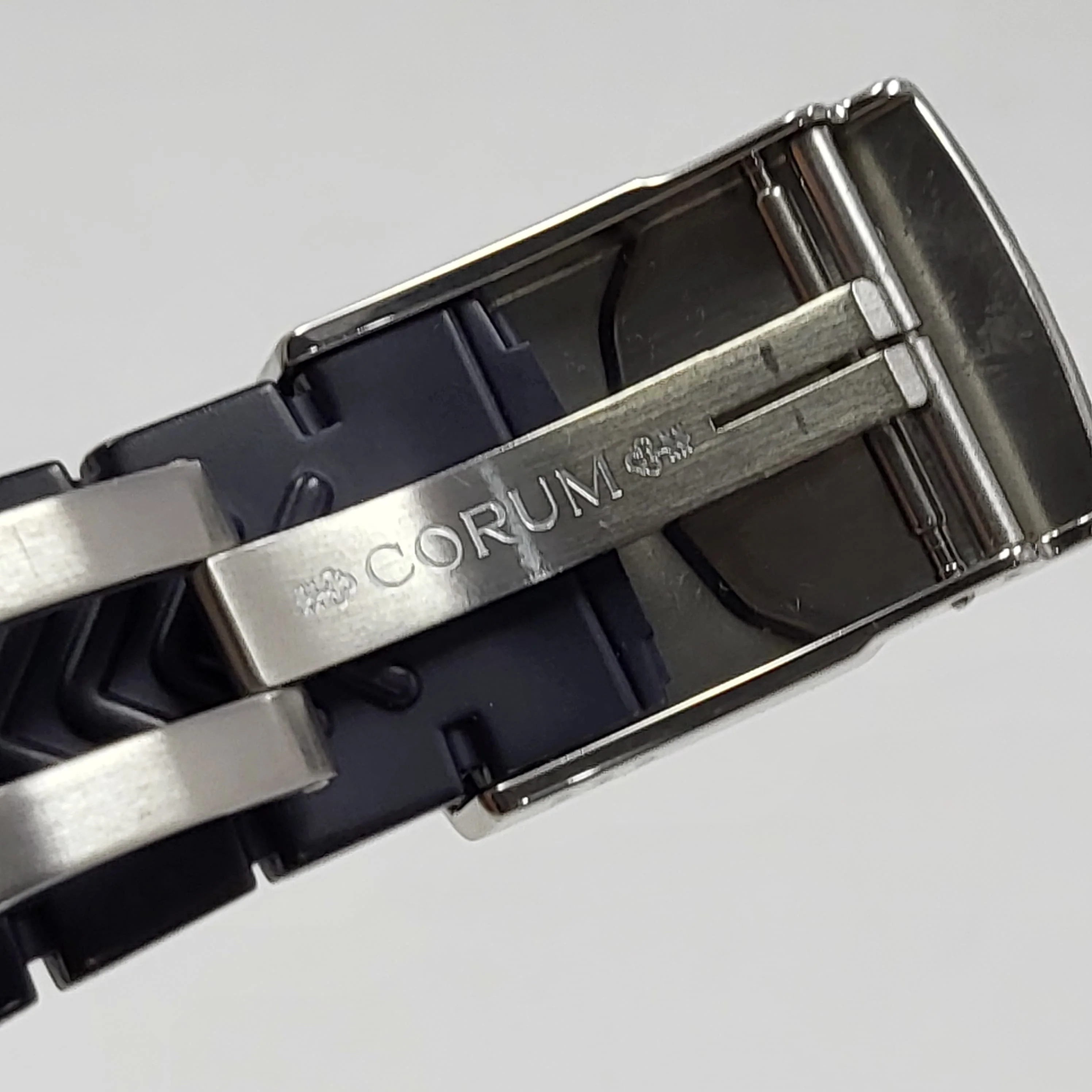 Reloj Corum Admiral’s Cup Automático - Image 9
