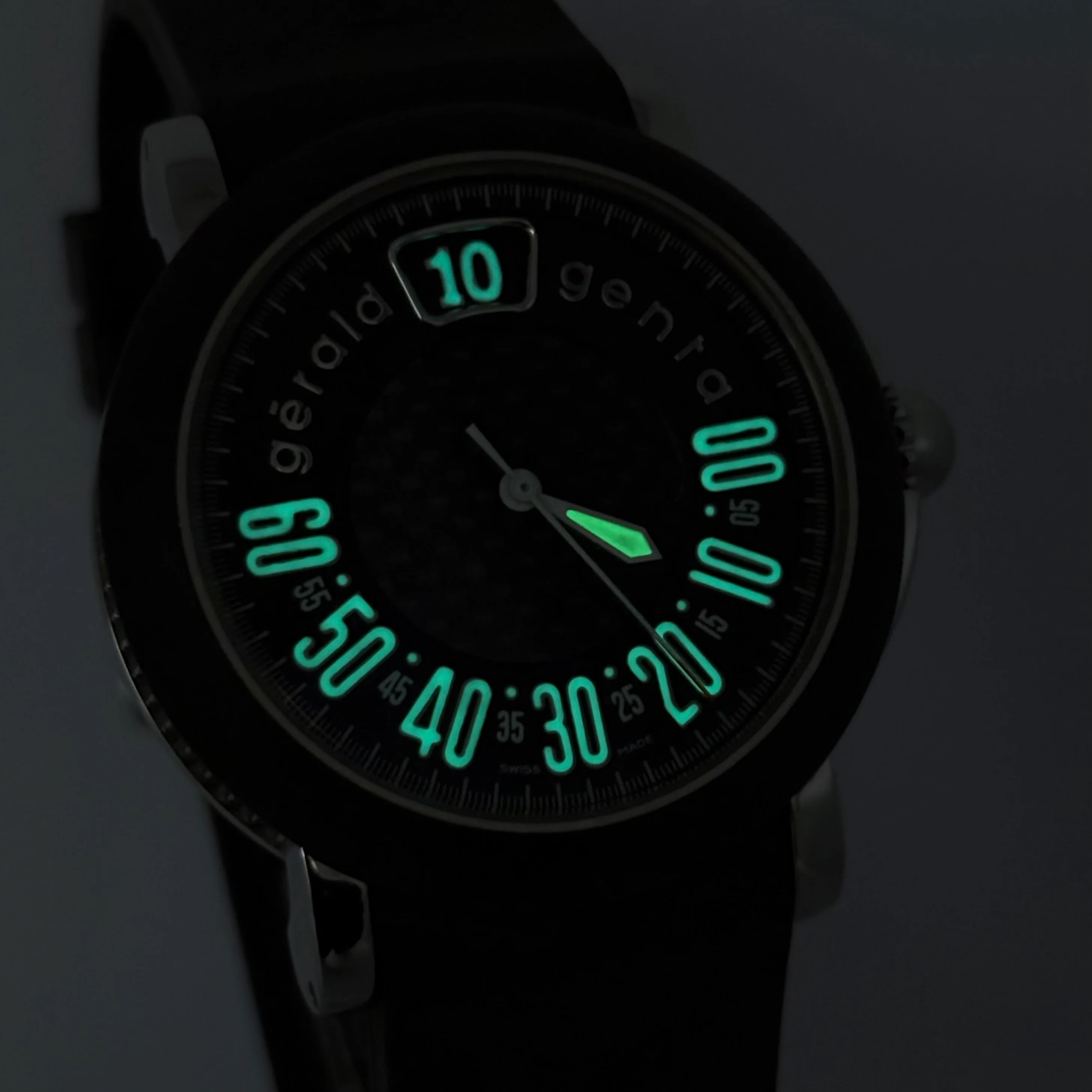 Reloj Gérald Genta Arena Retro Sport Jumping Hour Retrograde Automático - Image 2