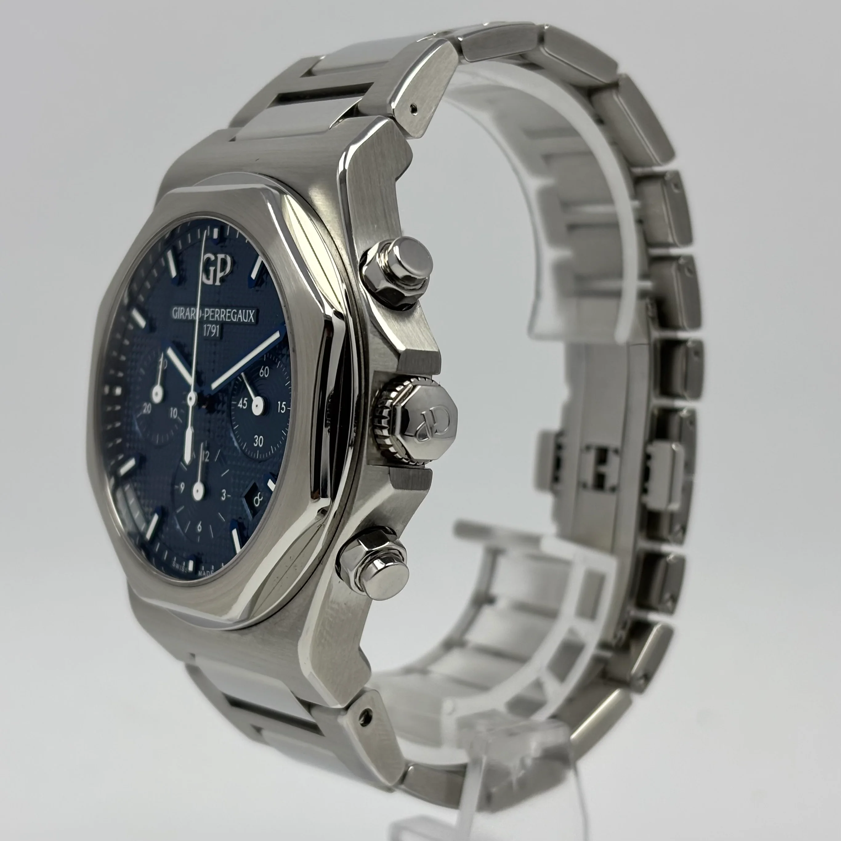 Reloj Girard-Perregaux Laureato Cronógrafo Automático - Image 3