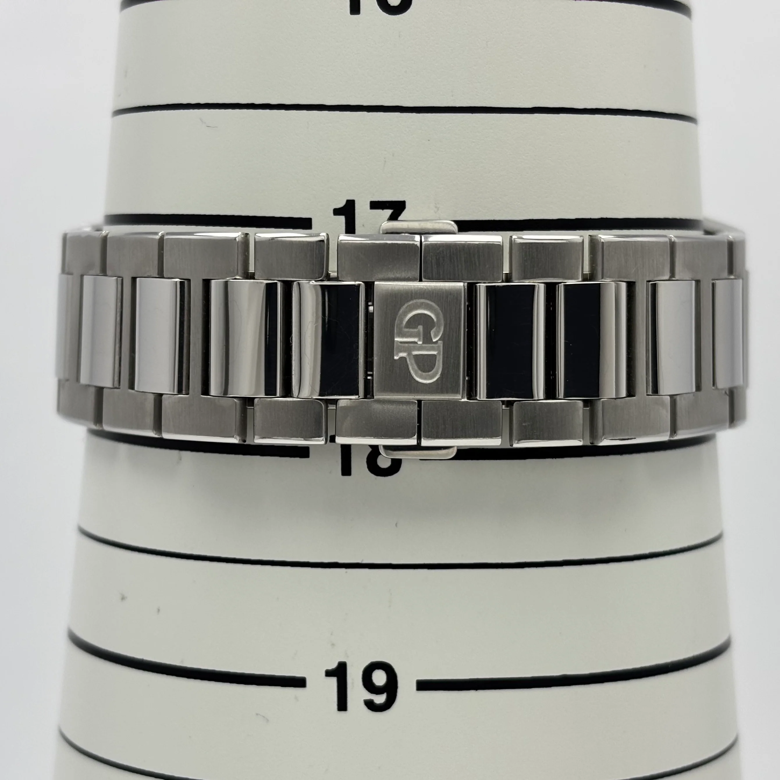 Reloj Girard-Perregaux Laureato Cronógrafo Automático - Image 8