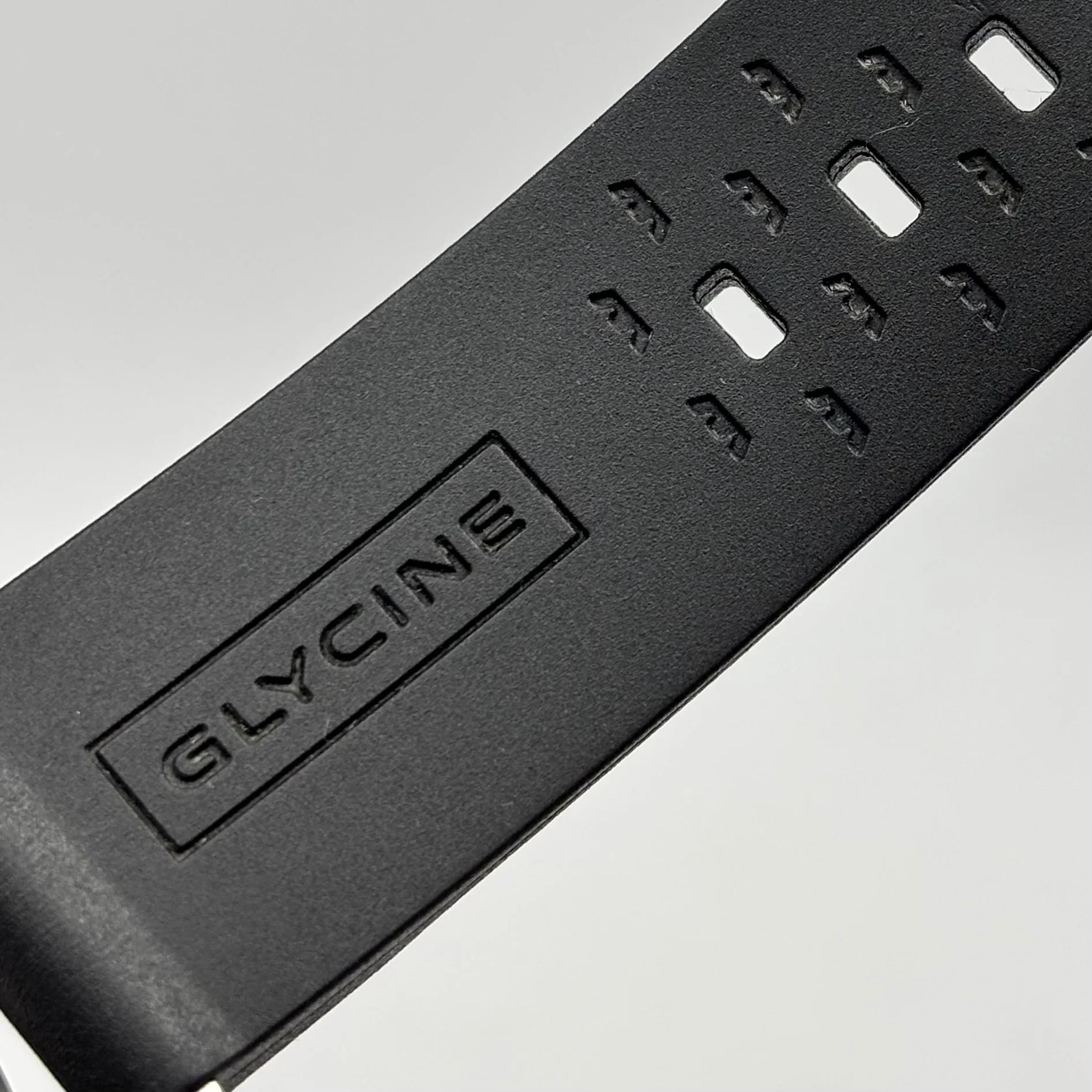 Reloj Glycine Combat 07 Cronógrafo Automático - Image 8