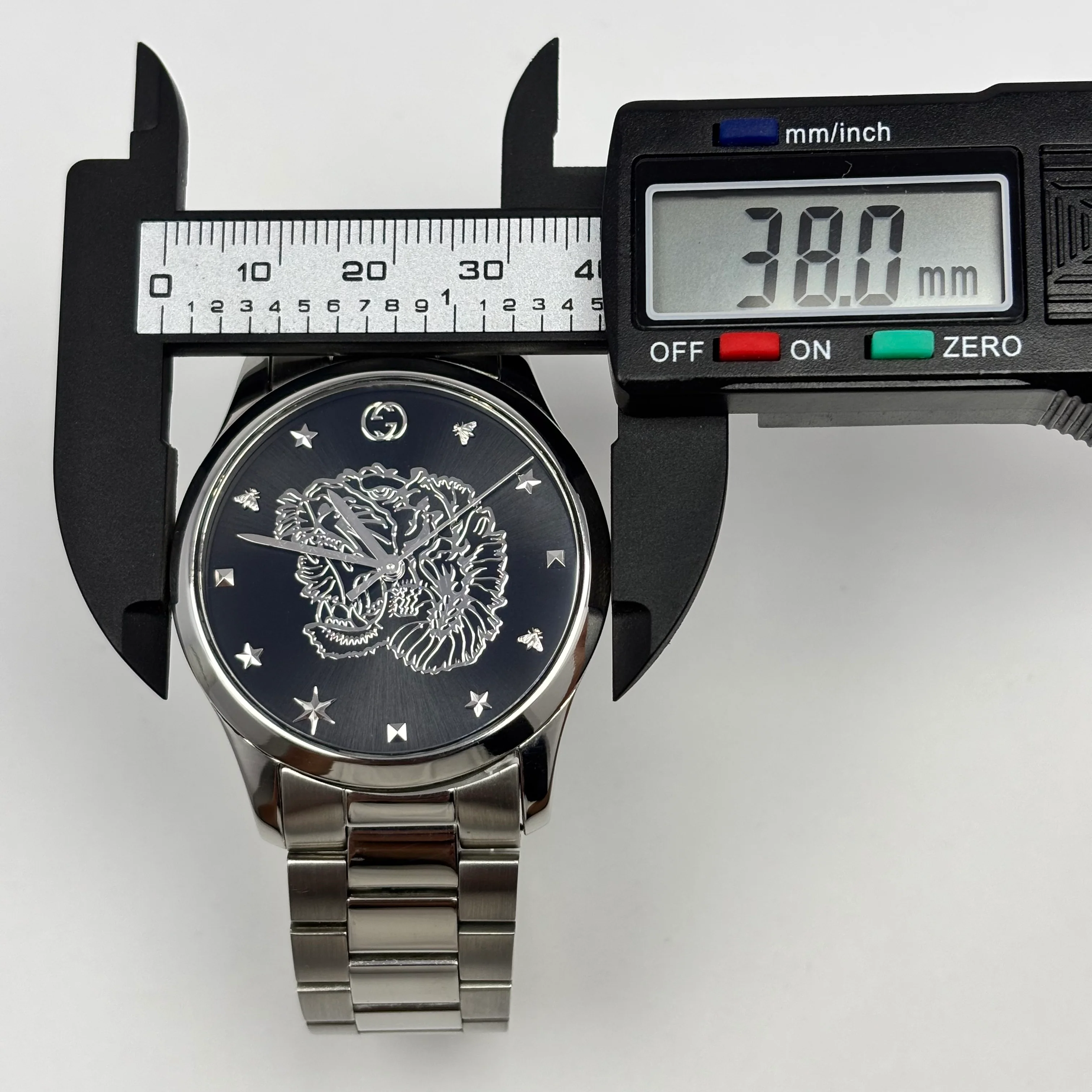 Reloj Gucci G-Timelees Quartz | L3️⃣ - Image 8