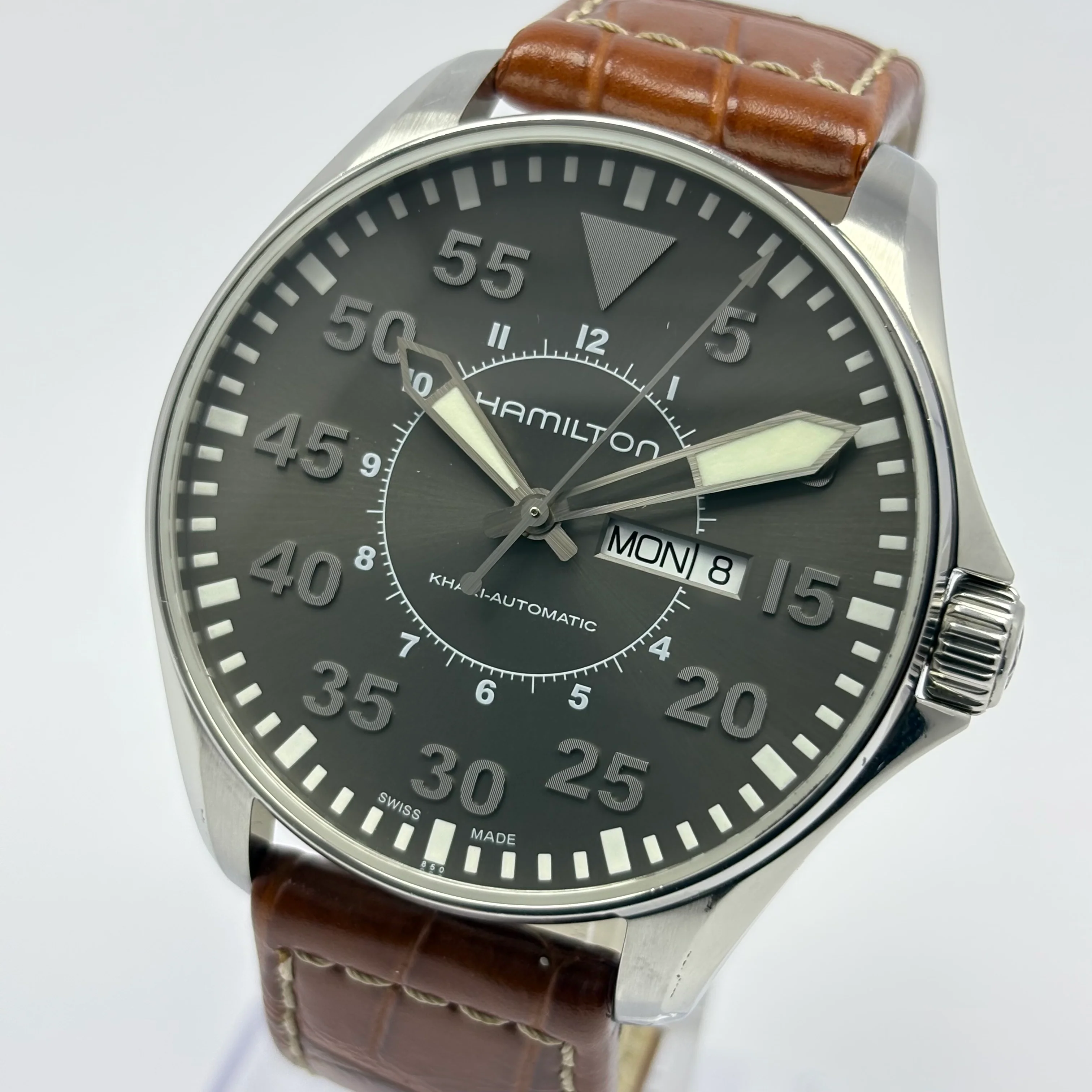 Reloj Hamilton Khaki Aviation Pilot Day-Date Automático - Image 3