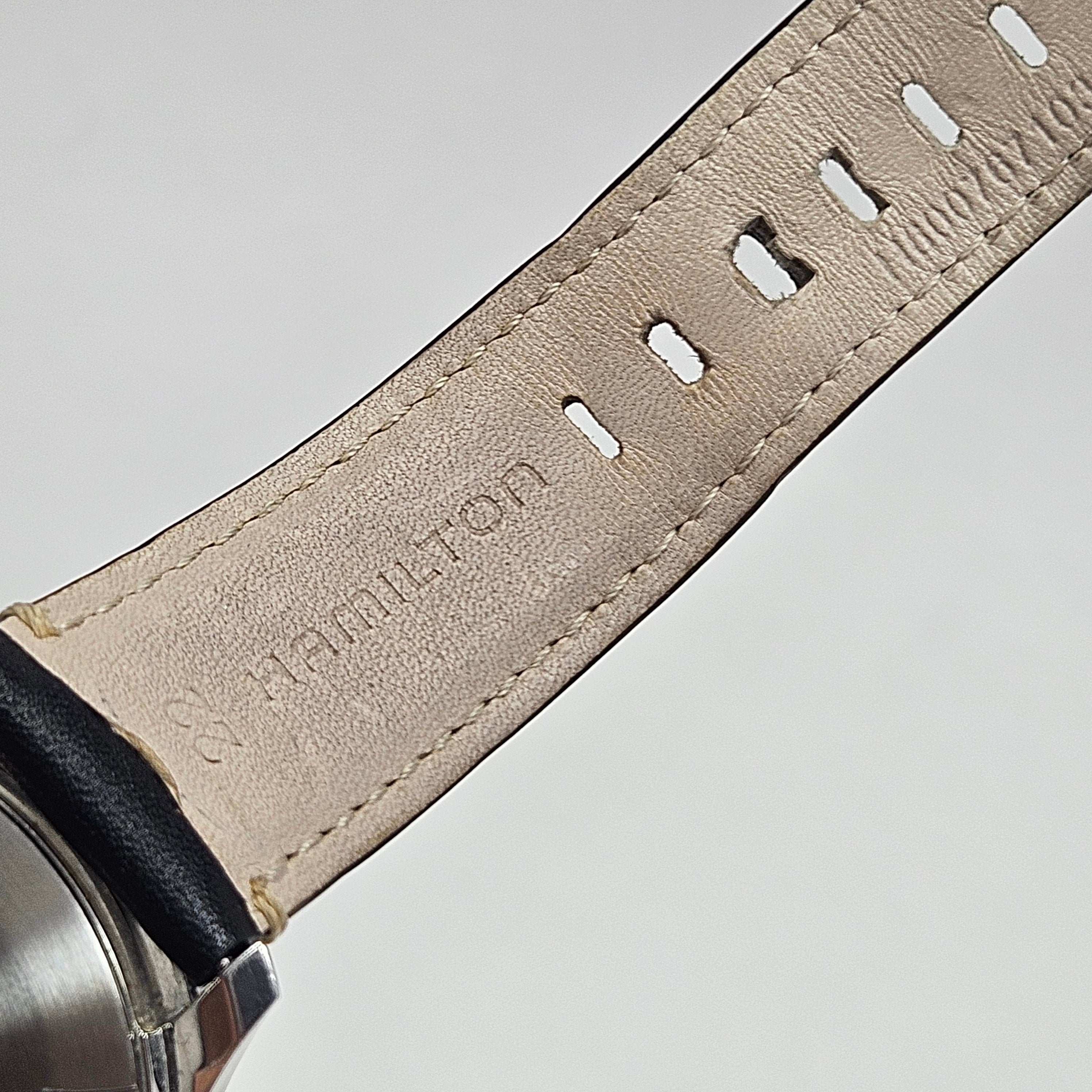 Reloj Hamilton Khaki Aviation Worldtimer Crono Quartz - Image 8