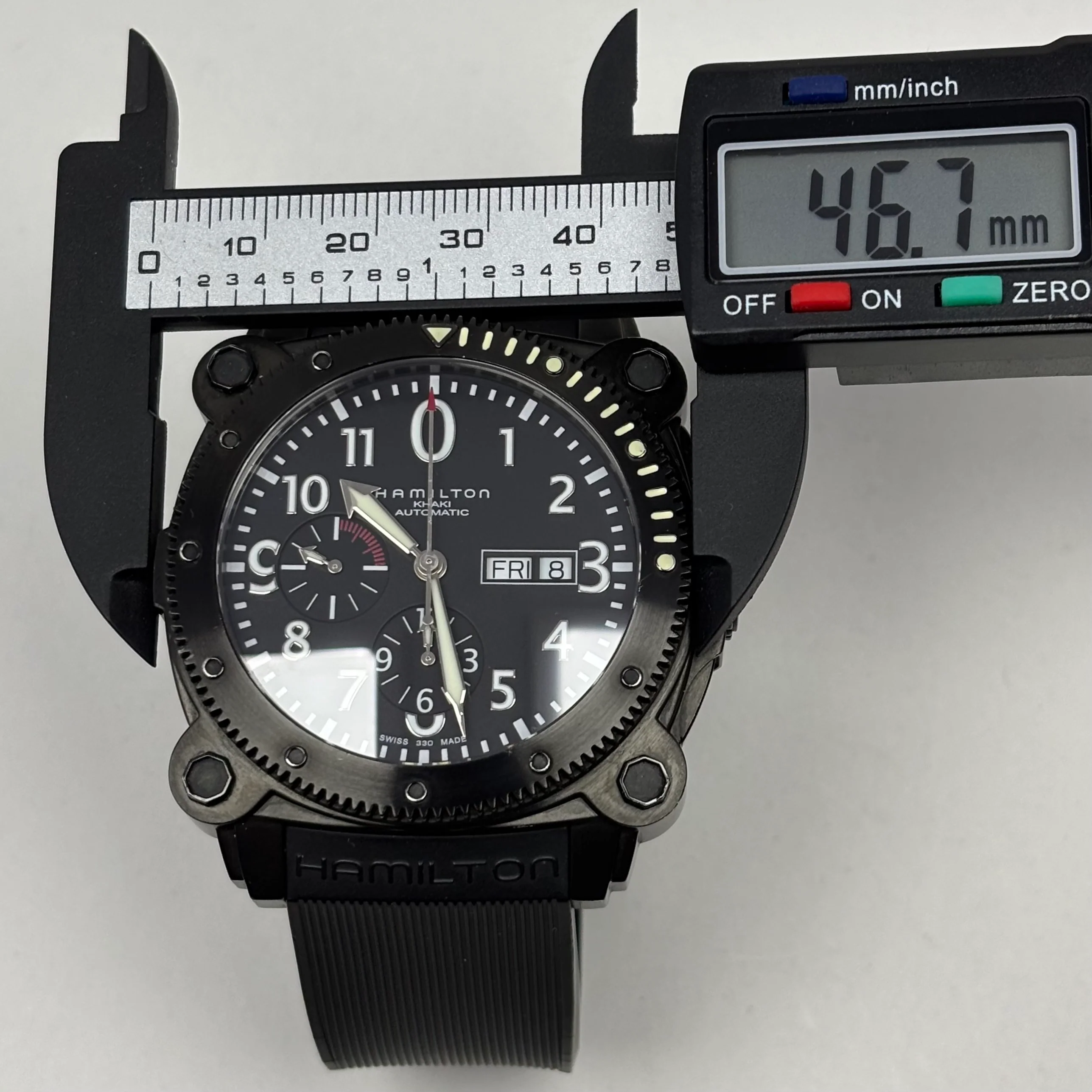 Reloj Hamilton Khaki Belowzero Cronógrafo Automático - Image 9