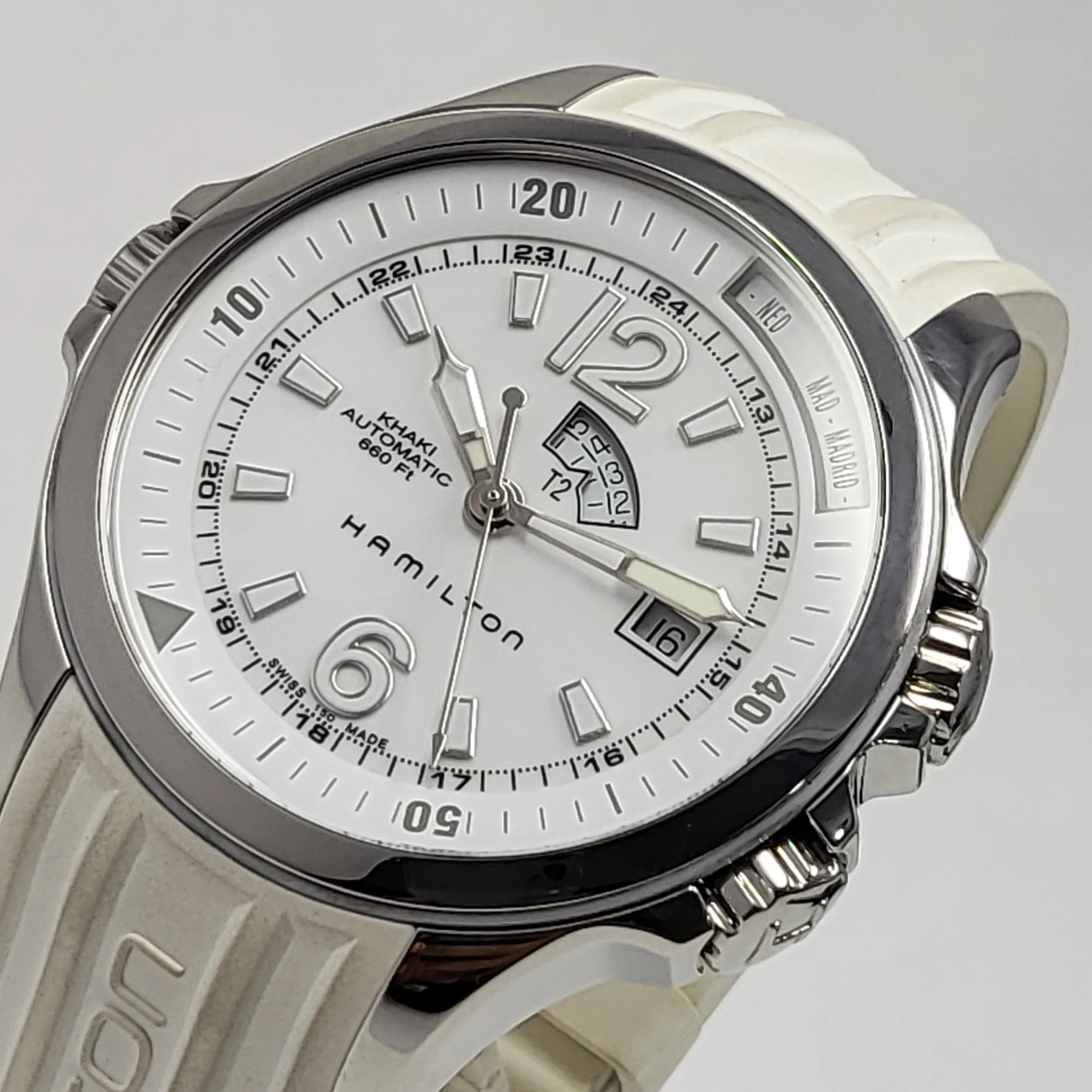 Reloj Hamilton Navy GMT Automático - Image 5