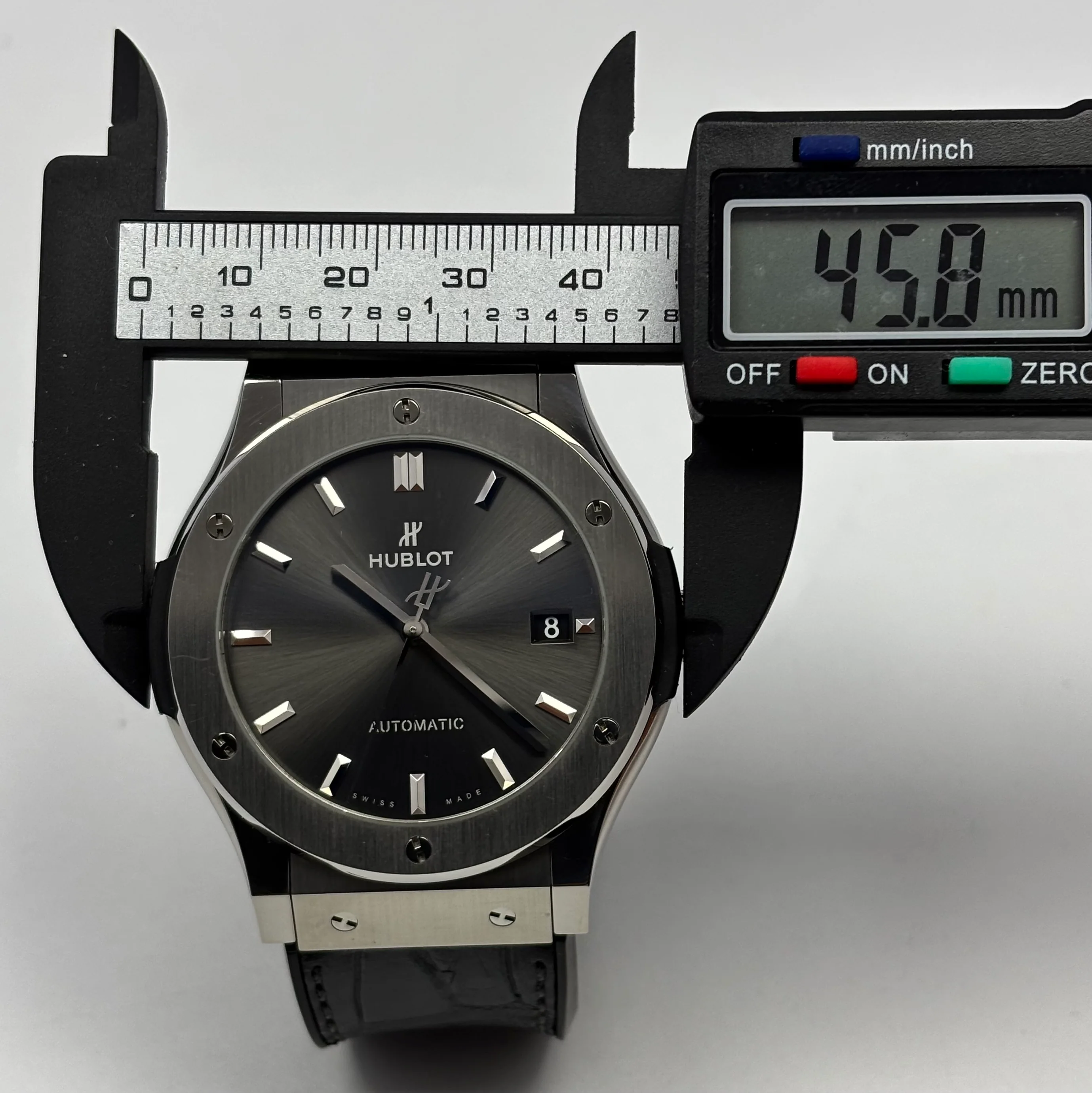 Reloj Hublot Classic Fusión Gris Automático - Image 9