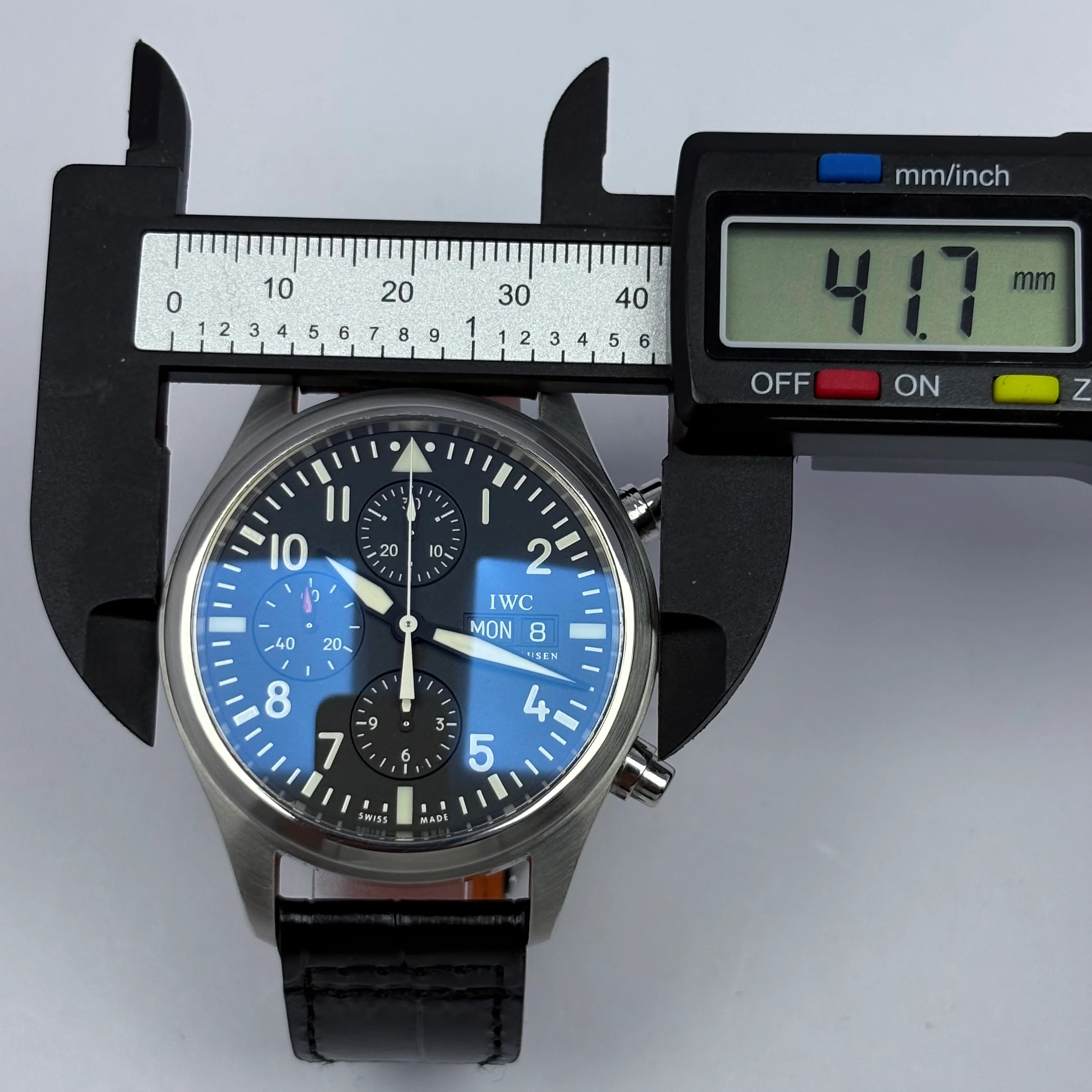 Reloj IWC Pilot Cronógrafo Automático - Image 9