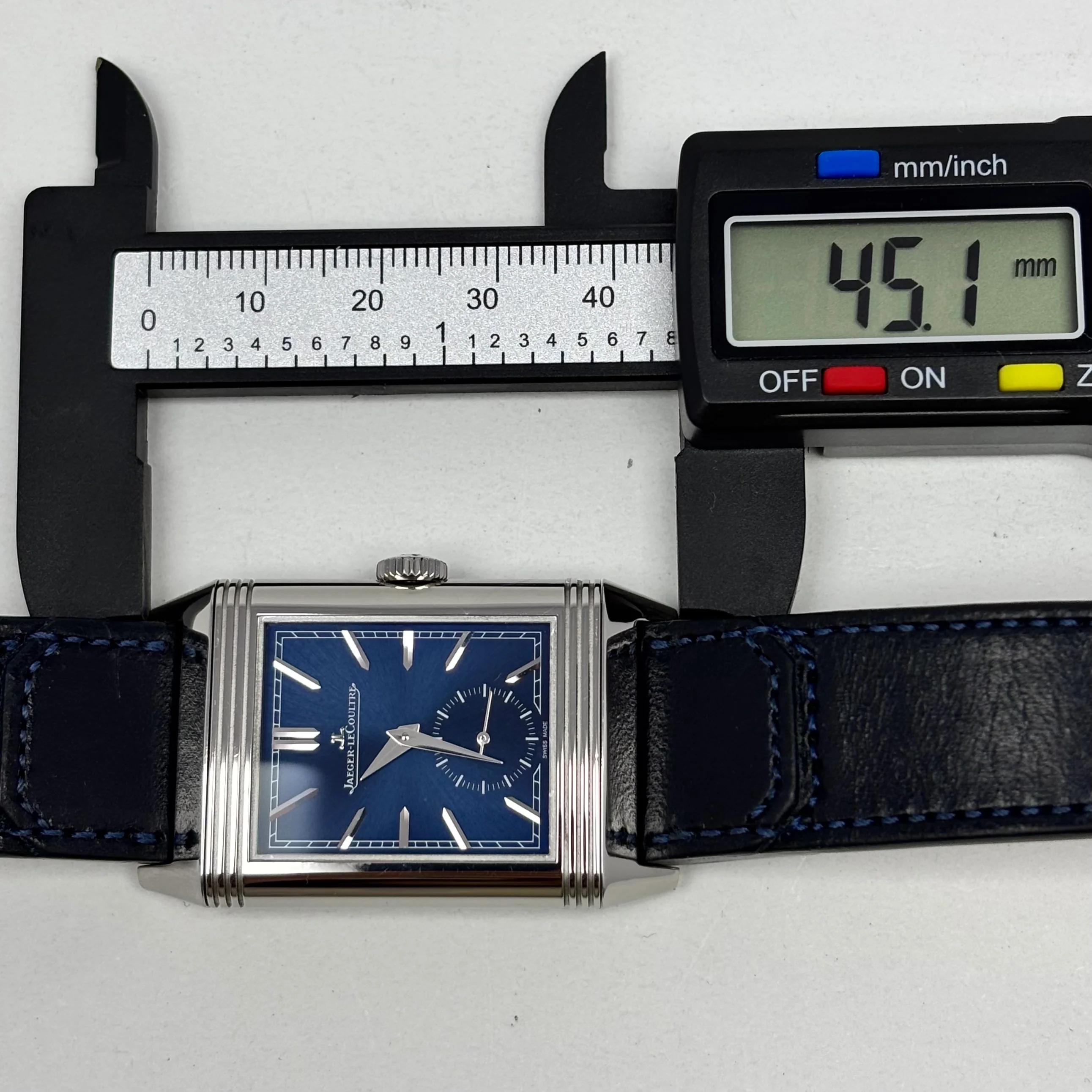 Reloj Jaeger-LeCoultre Reverso
Tribute Cuerda Manual - Image 10