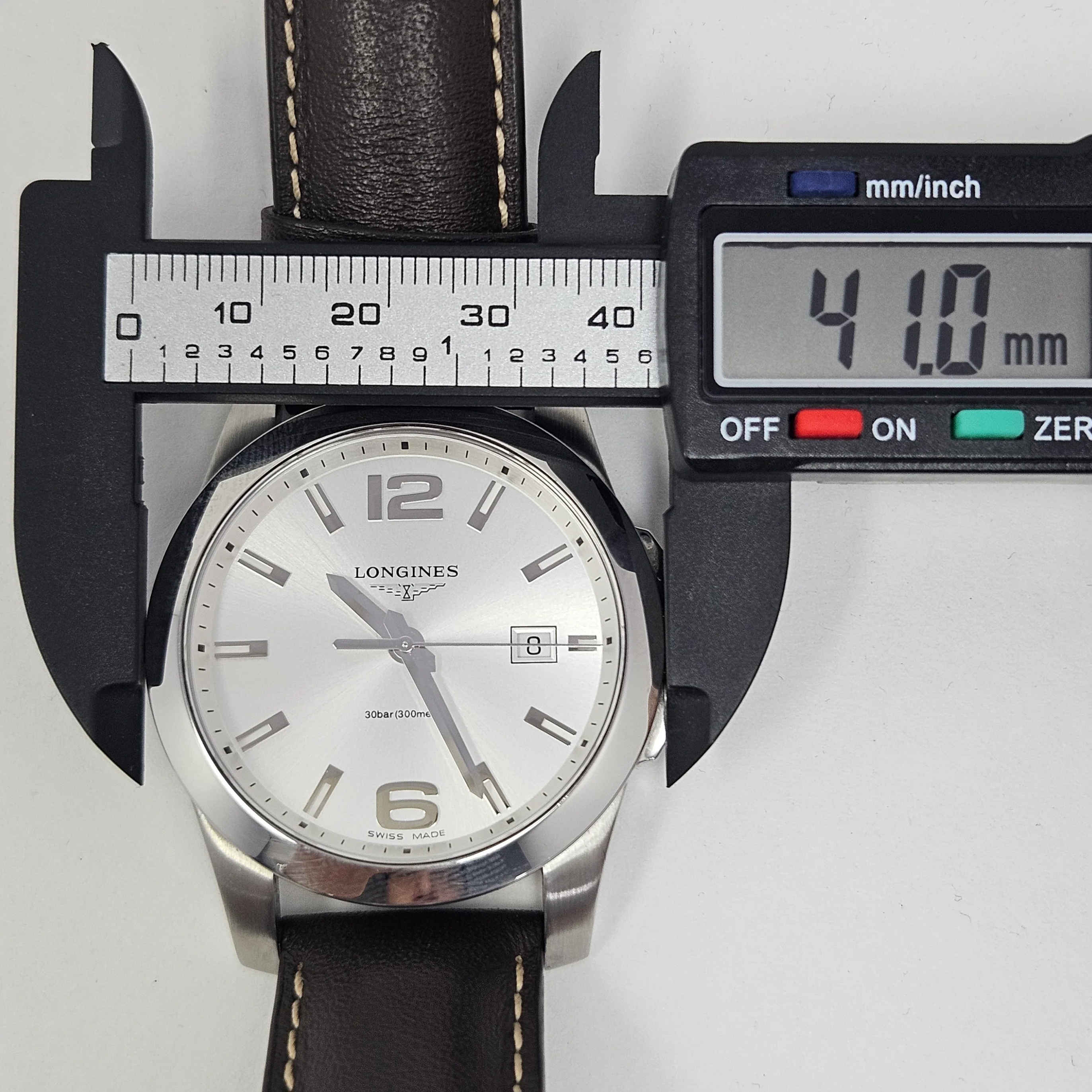 Reloj Longines Conquest Quartz - Image 8