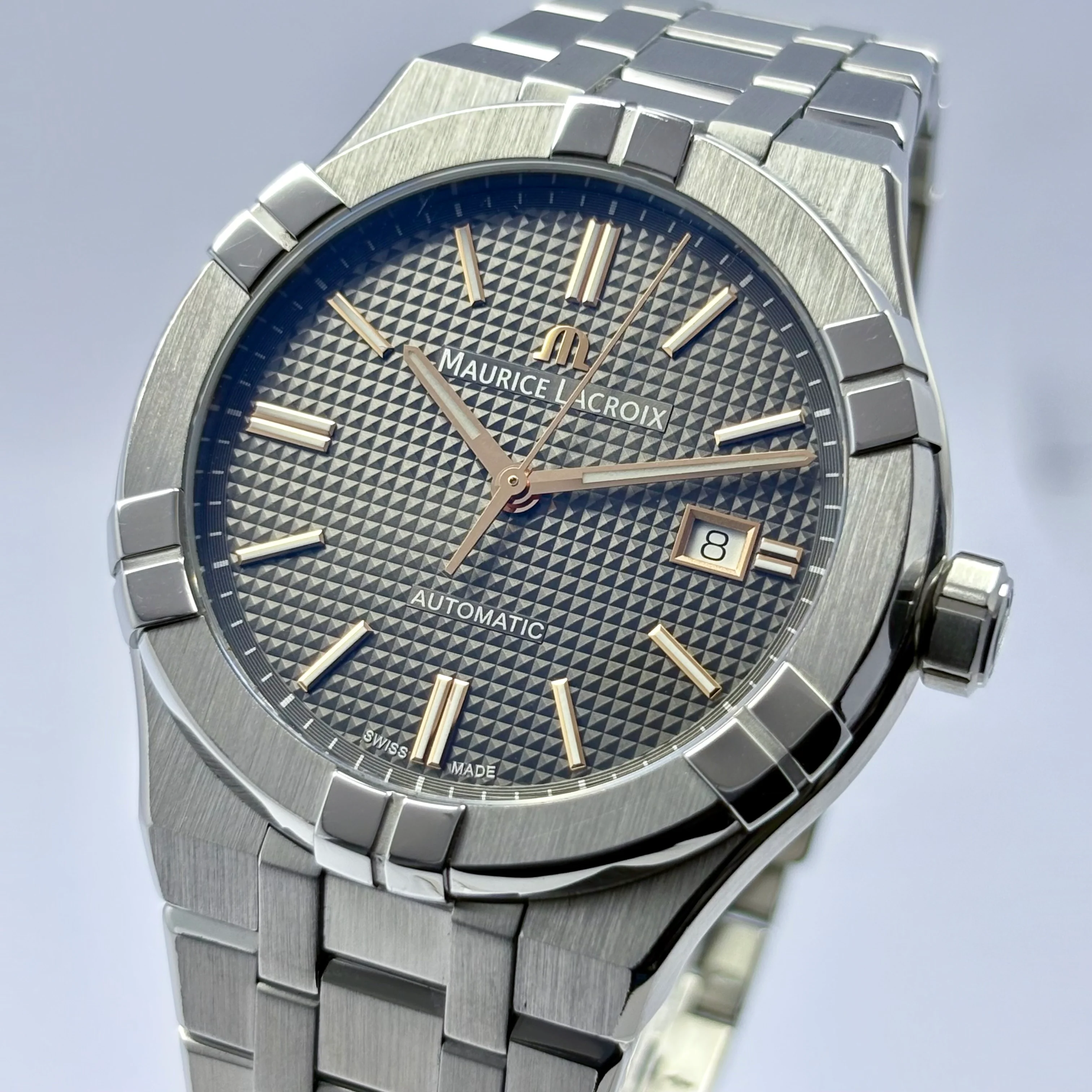 Reloj Maurice Lacroix Aikon Automático - Image 3