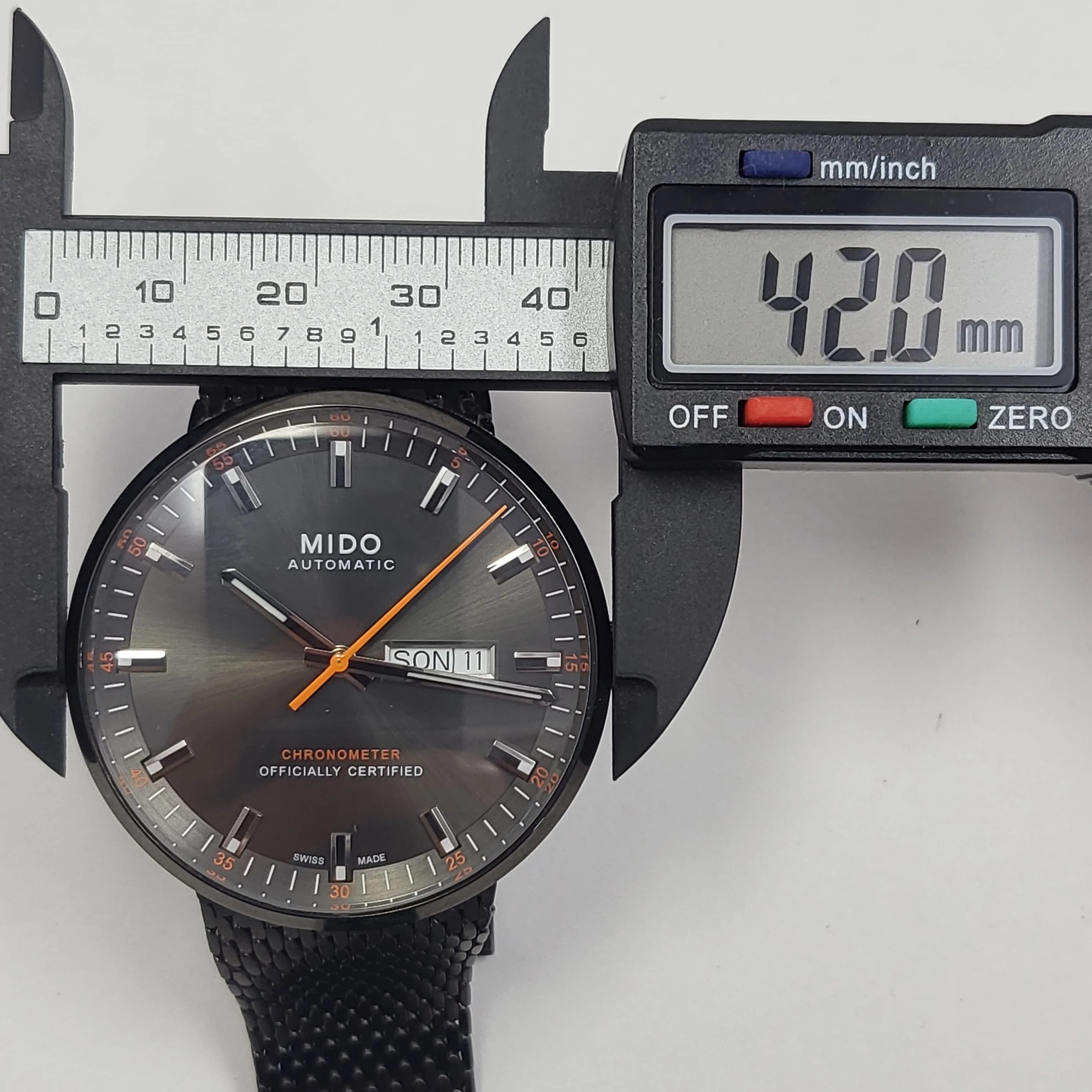 Reloj Mido Commander Icone - Image 7