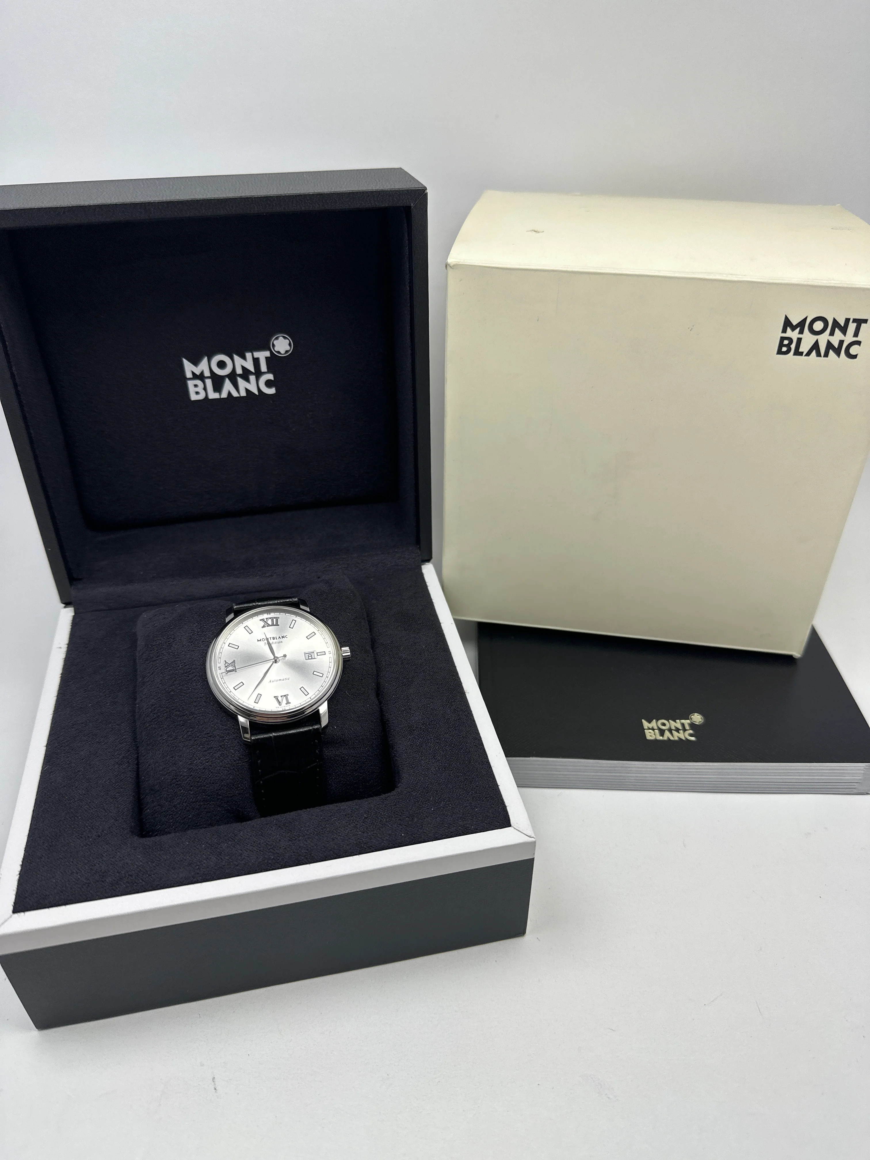Reloj Montblanc Tradition Date Automático - Image 10