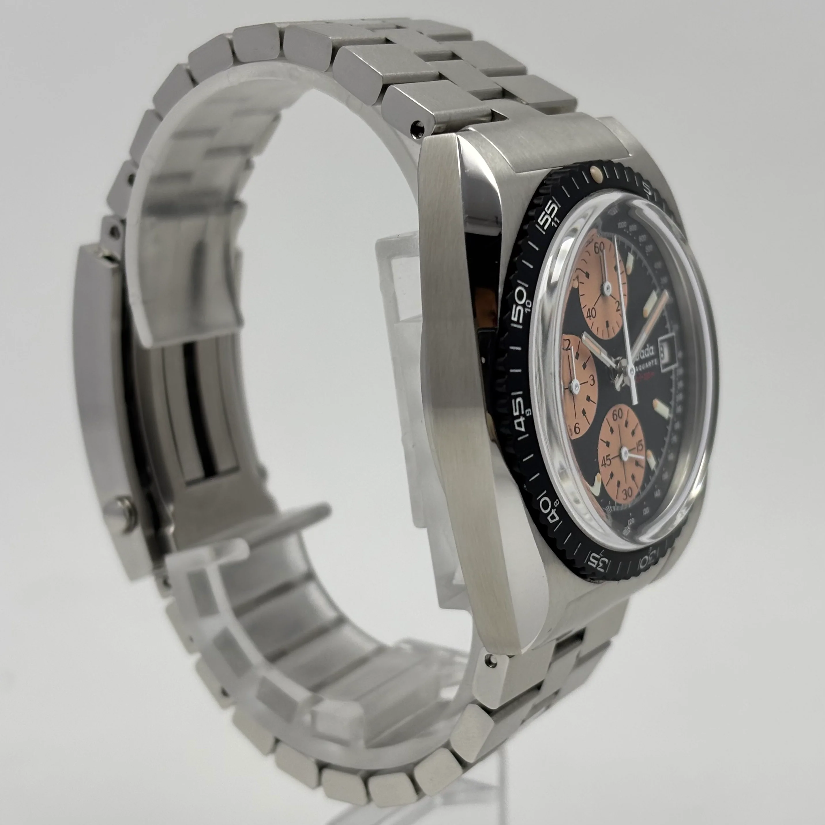 Reloj Nivada Grenchen Chronosport Salmon Mecaquartz - Image 7
