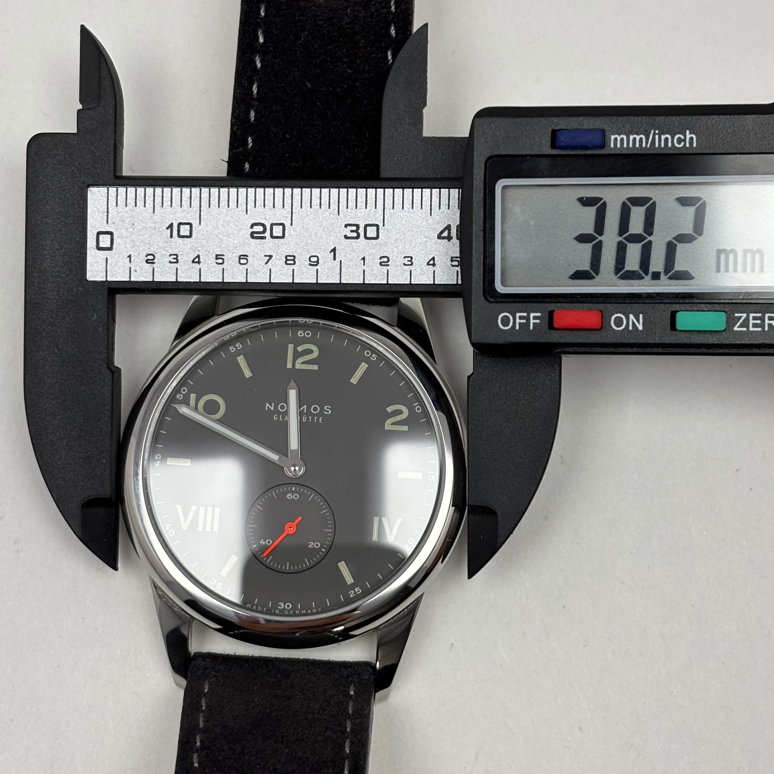 Reloj Nomos Glashüte Club Campus 38 Cuerda | IV - Image 9