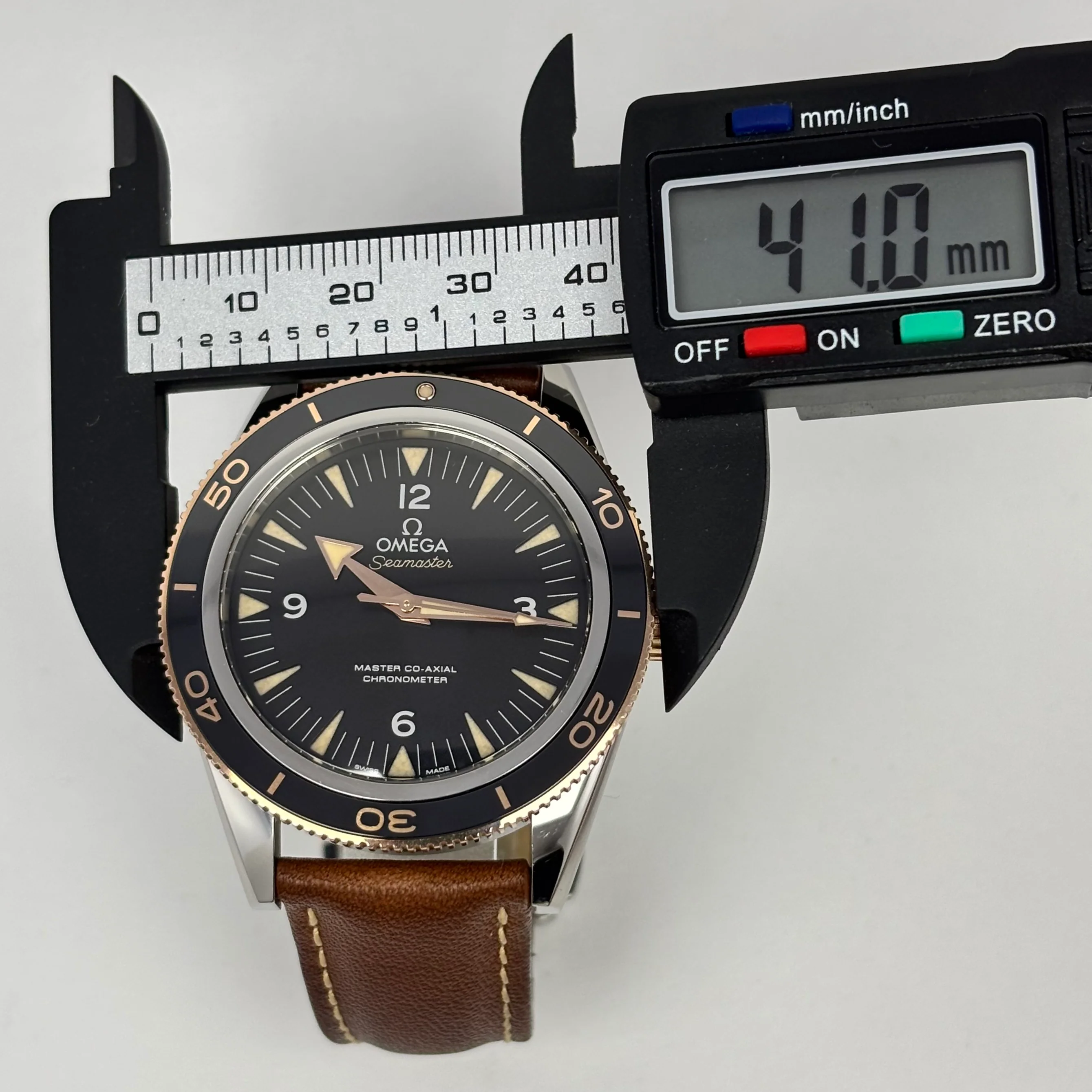 Reloj Omega Seamaster 300 Automático Oro Acero - Image 9