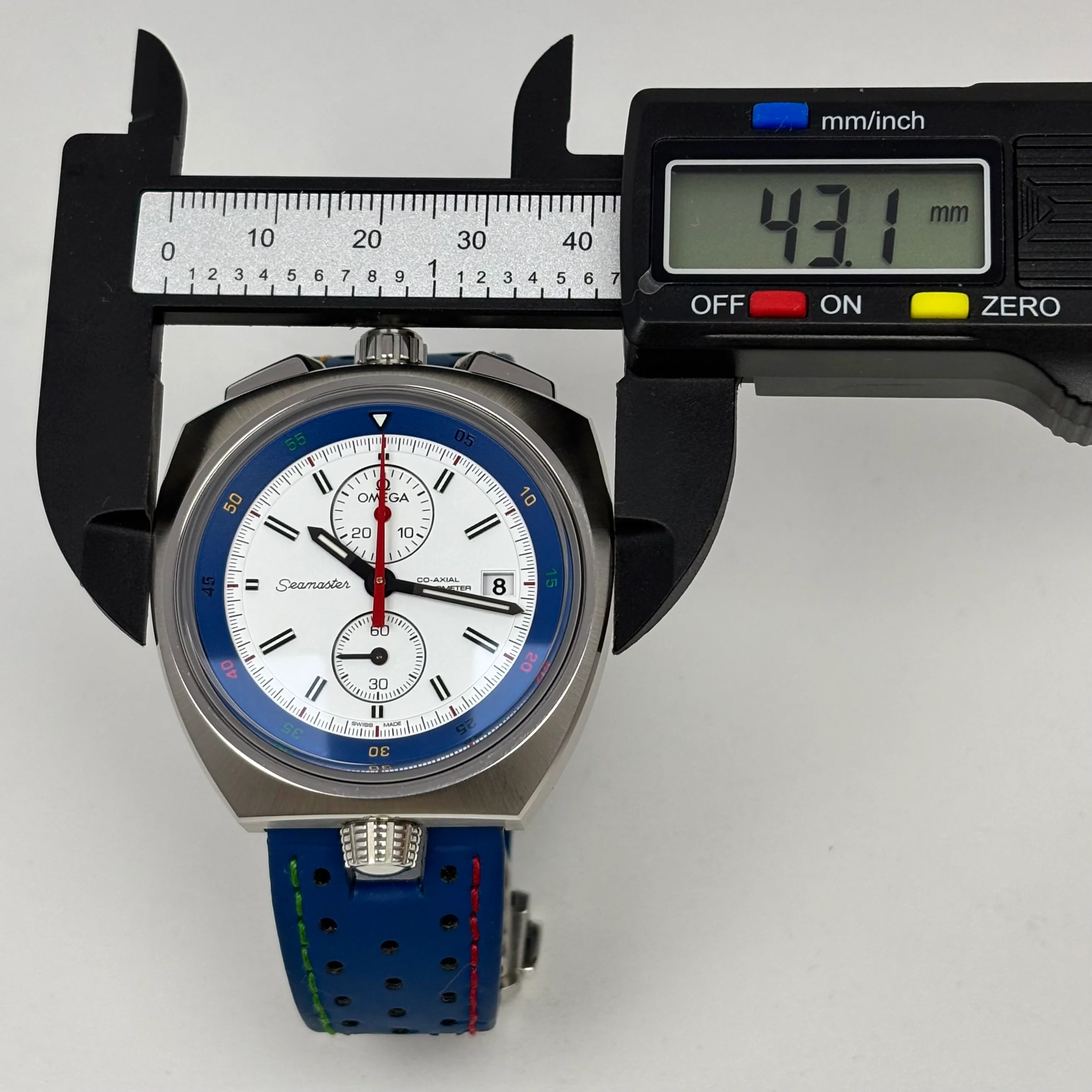 Reloj Omega Bull Head “Rio 2016”Automático - Image 9