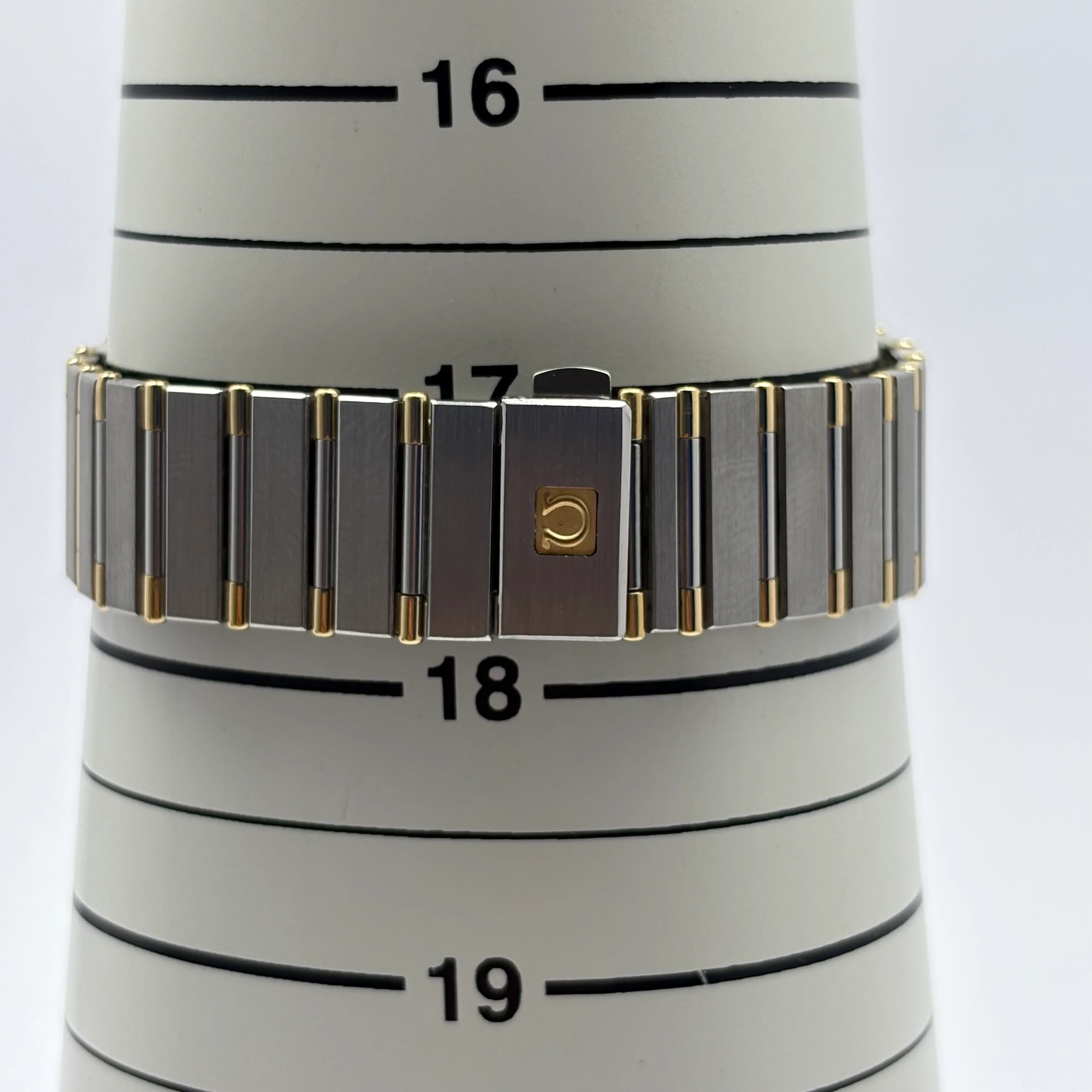 Reloj Omega Constellation Quartz - Image 8