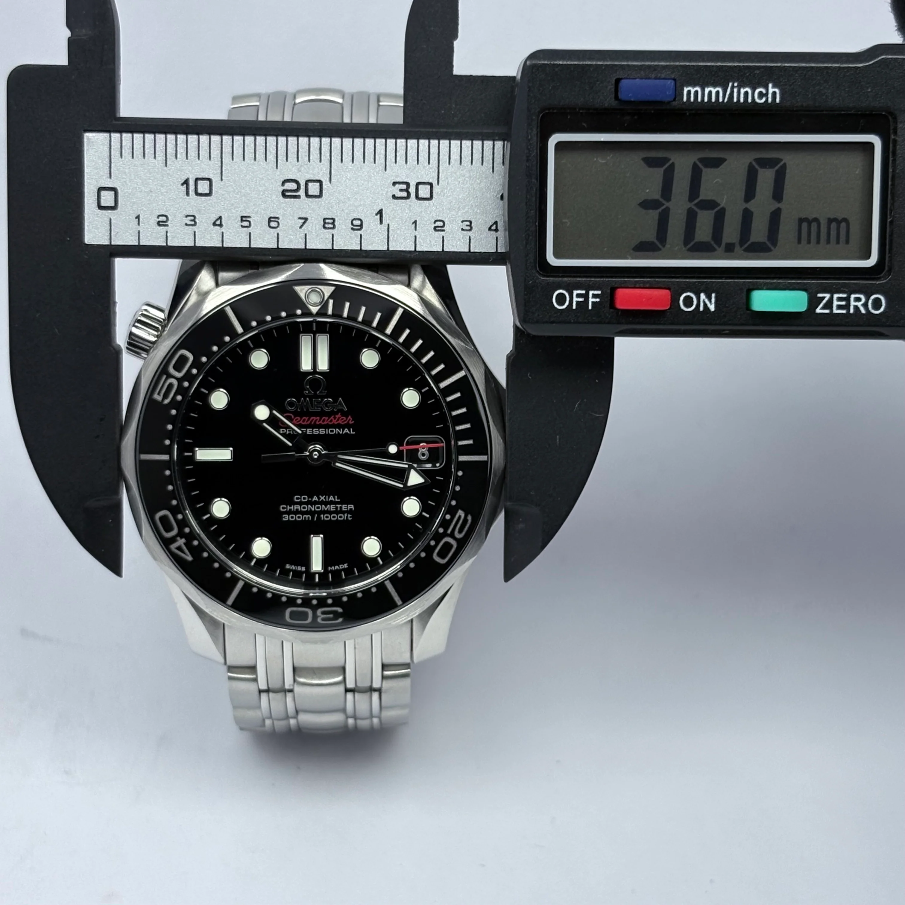 Reloj Omega Seamaster Diver 300M Automático - Image 10
