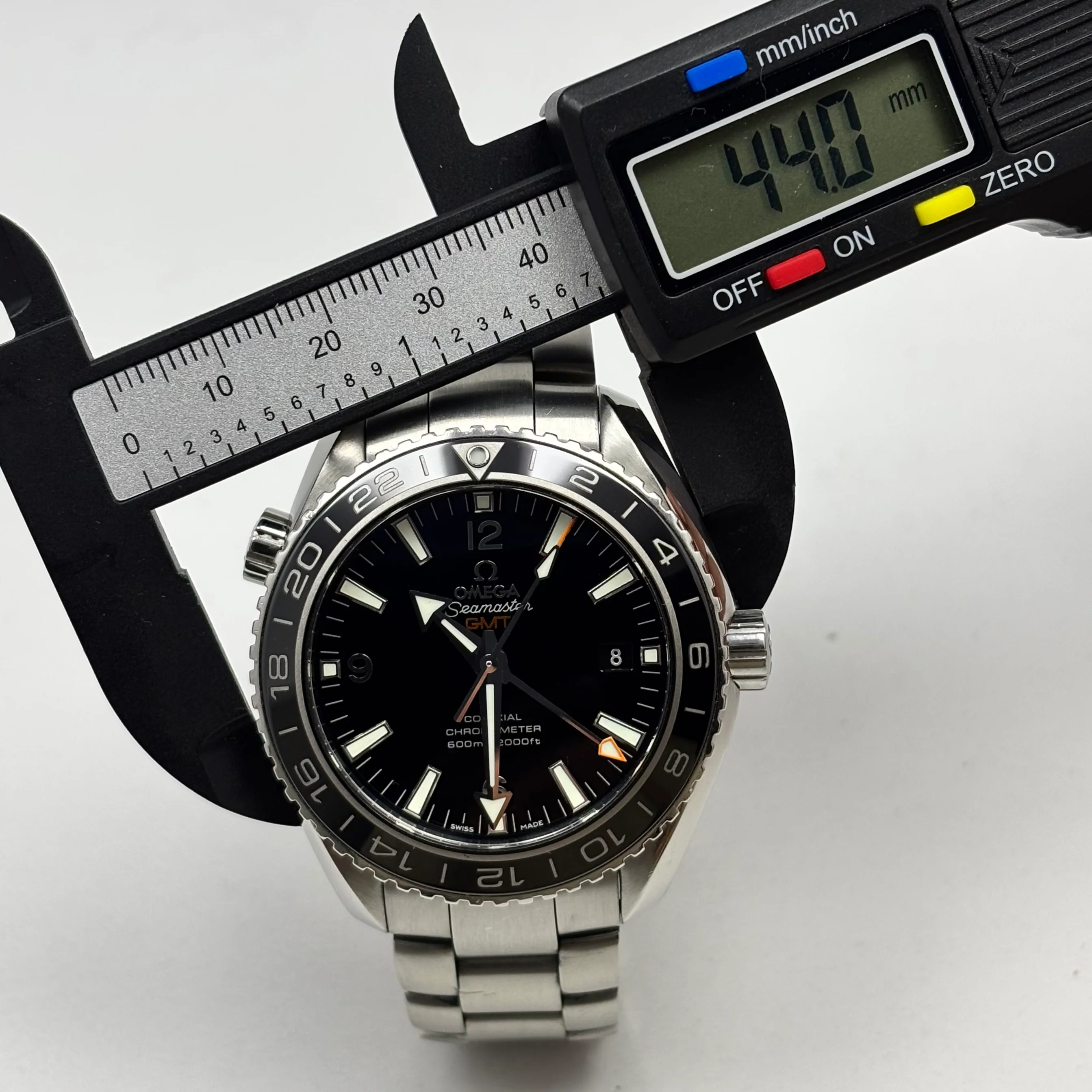Reloj Omega Seamaster Planet Ocean GMT Co-Axial Automático - Image 8