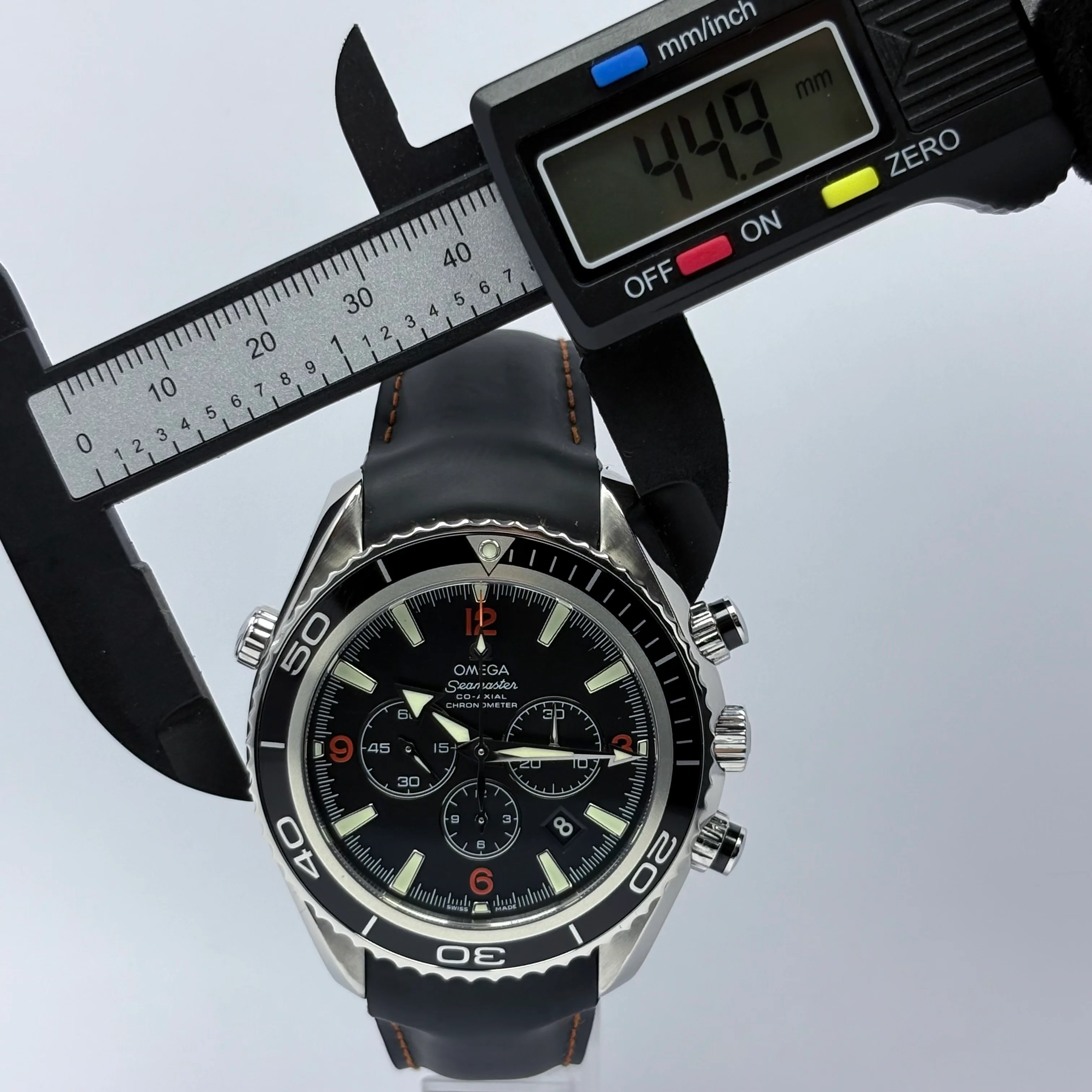Reloj Omega Seamaster Planet Ocean Cronografo Automático - Image 10