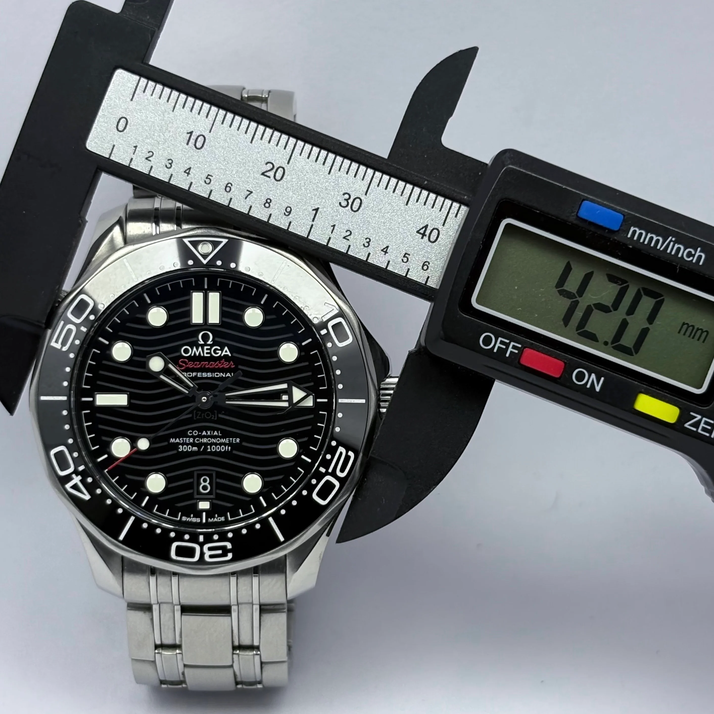 Reloj Omega Seamaster Diver 300M Co-Axial Automático| LT - Image 10