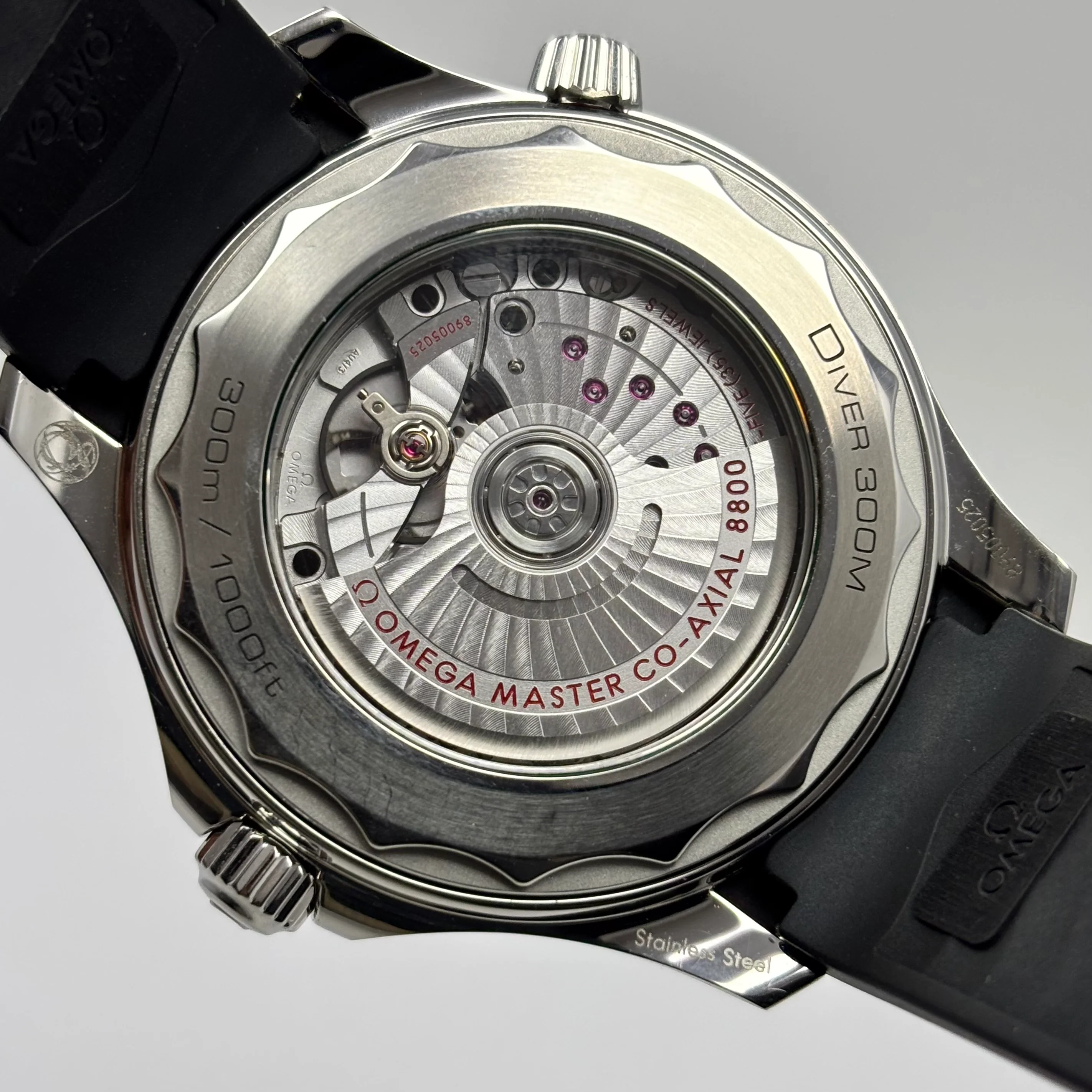 Reloj Omega Seamaster Diver 300M Automático - Image 8