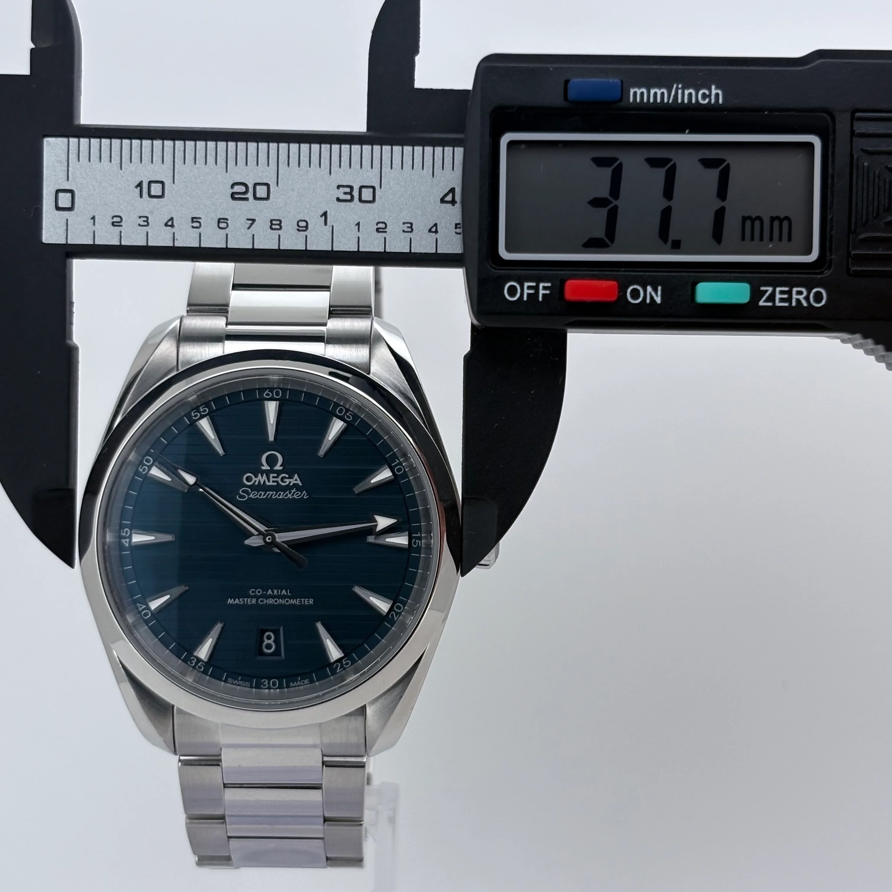 Reloj Omega Seamaster Aqua Terra 150M Automático 3️⃣ - Image 9