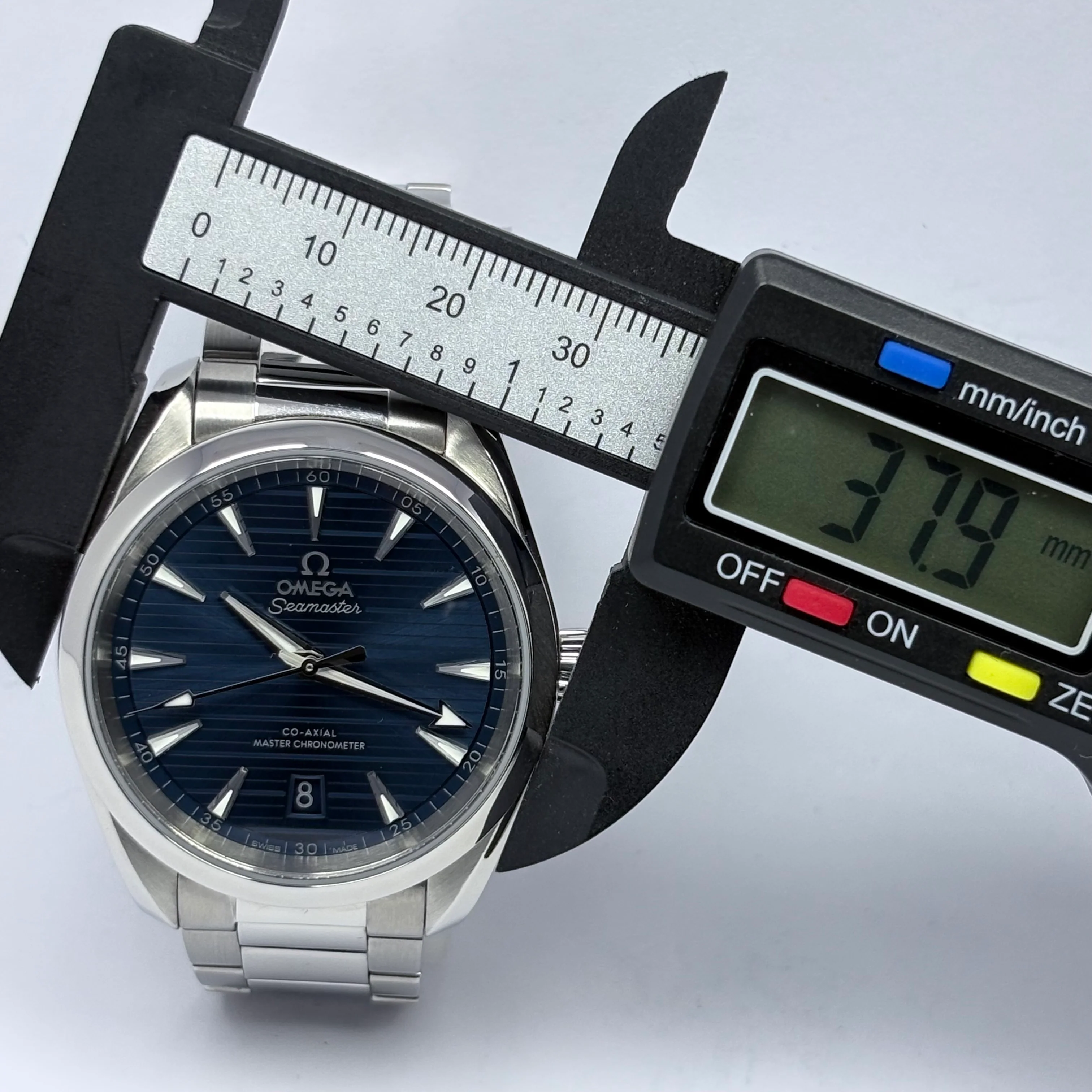 Reloj Omega Seamaster Aqua Terra 150M Automático - Image 9