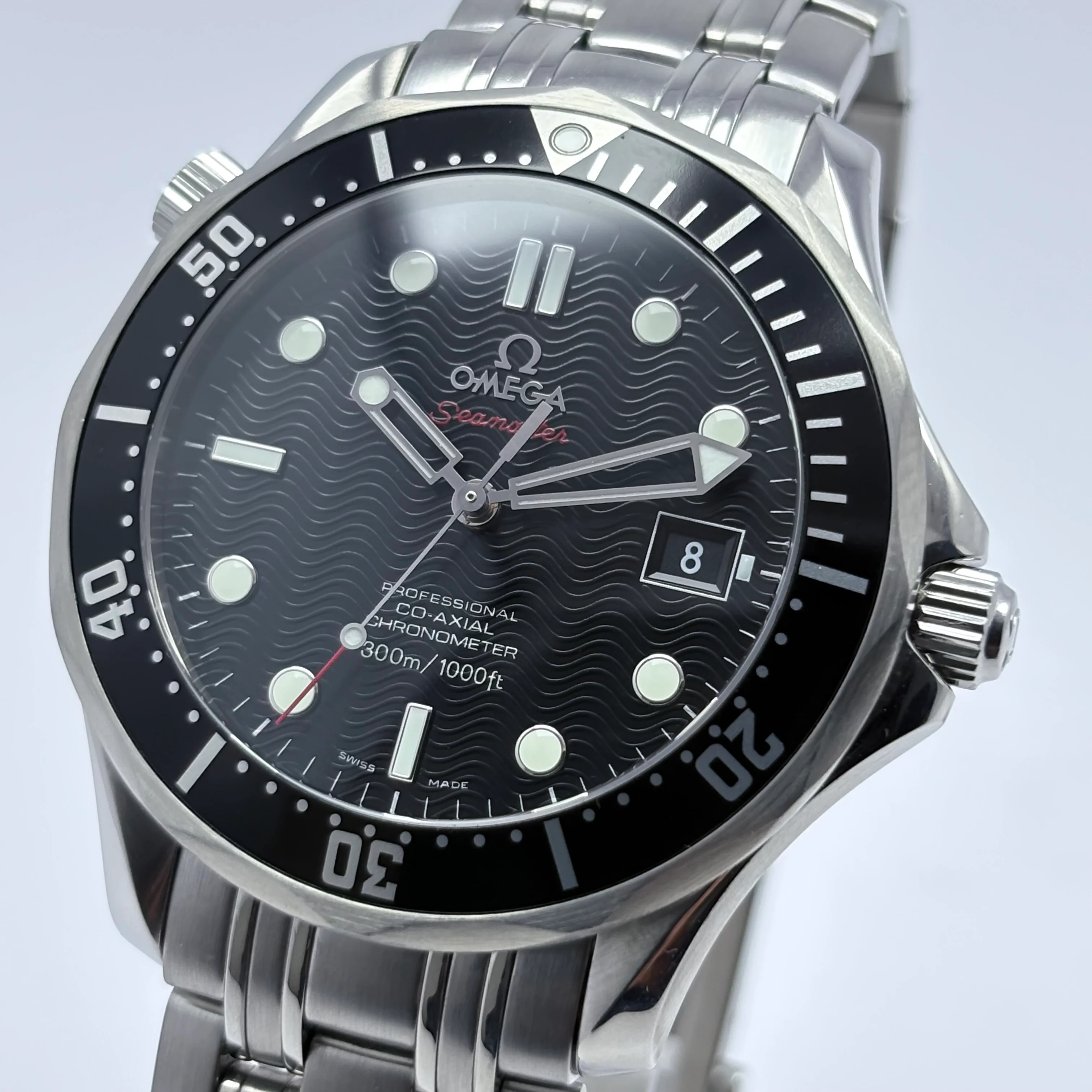 Reloj Omega Seamaster Diver 300 Letras Rojas Automático 3️⃣ - Image 4
