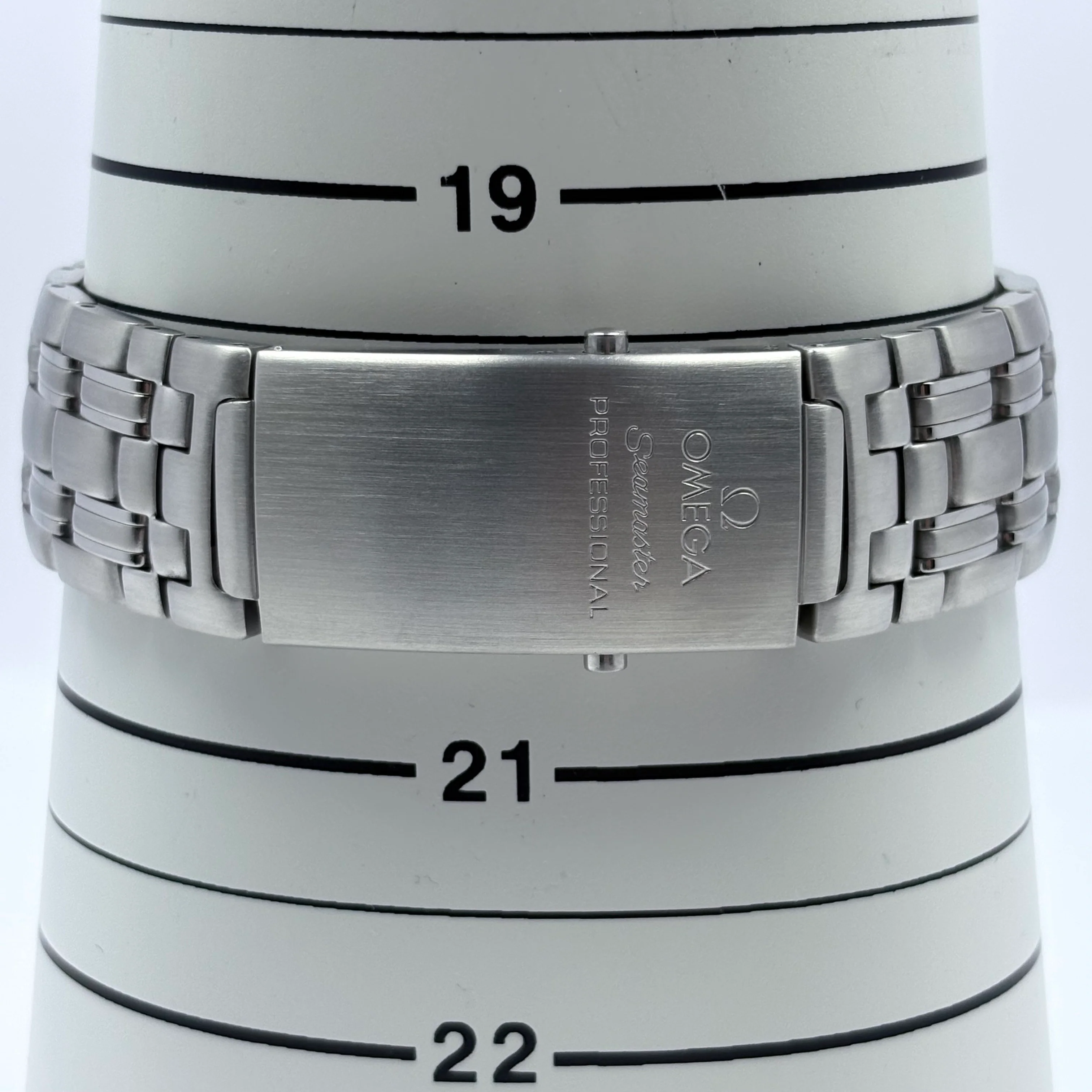 Reloj Omega Seamaster Diver 300 Letras Rojas Automático 3️⃣ - Image 8
