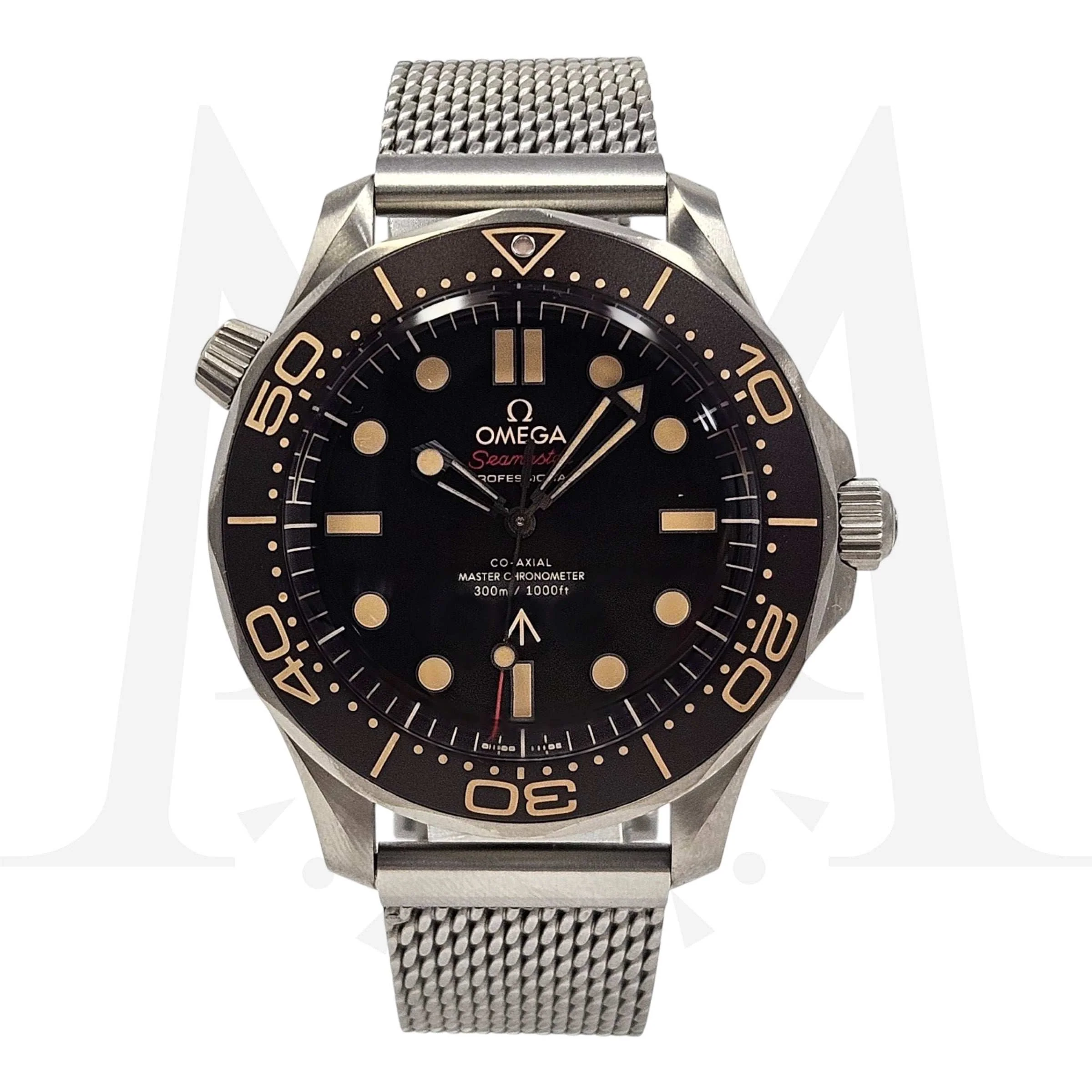 Reloj Omega Seamaster Diver 300M 007 Titanio Co-Axial Automático