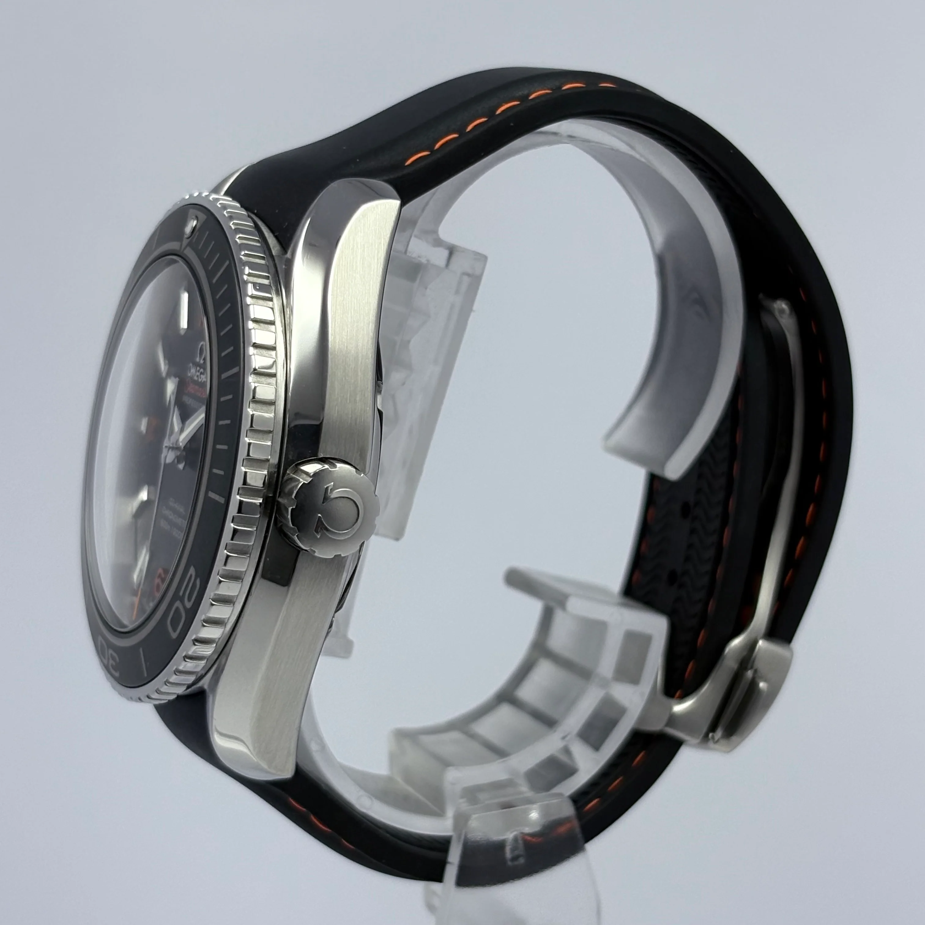 Reloj Omega Seamaster Planet Ocean 600M Automático - Image 4