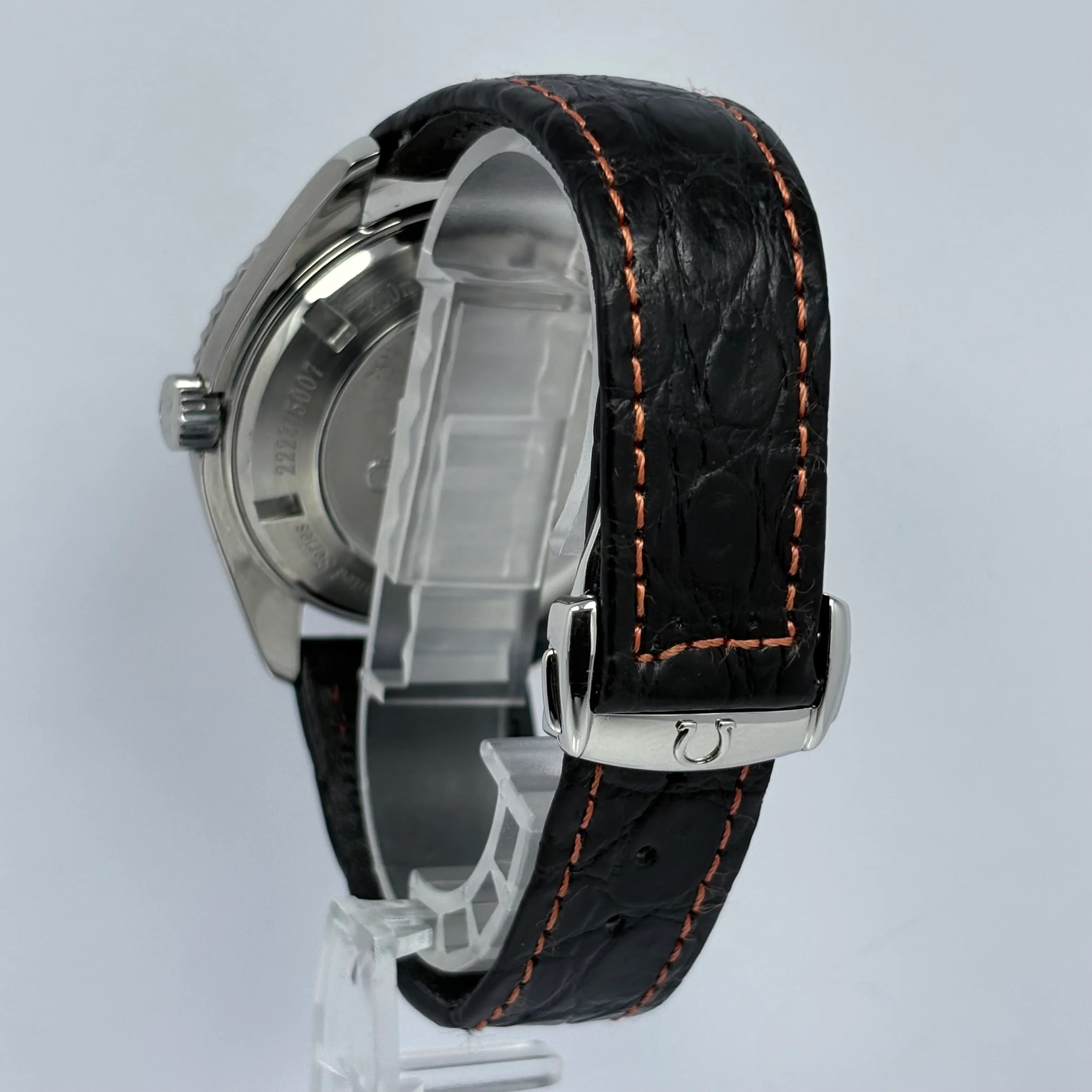 Reloj Omega Seamaster Planet Ocean Casino Royale 007 Automático - Image 5