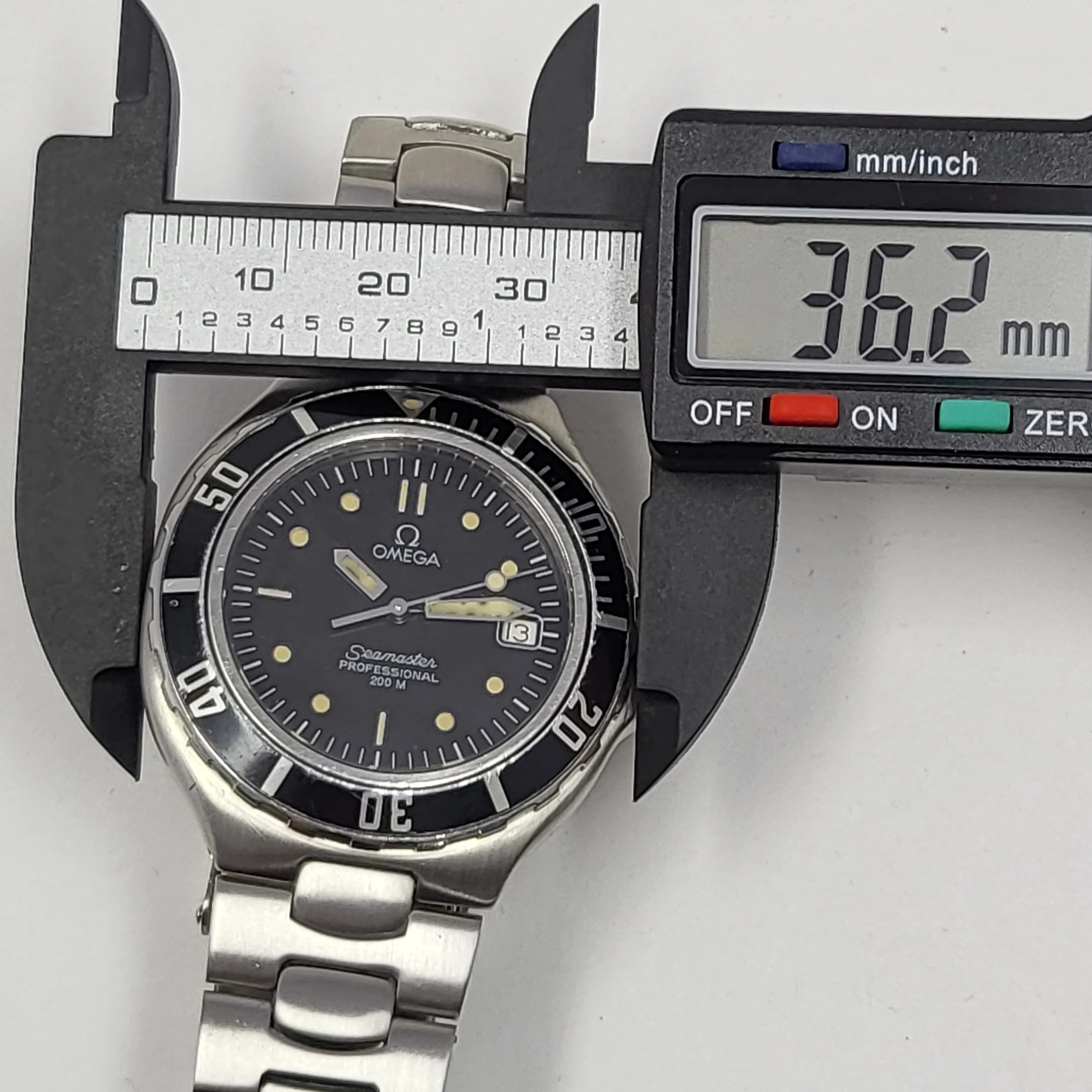 Reloj Omega Seasmaster Pre bond Quartz - Image 8