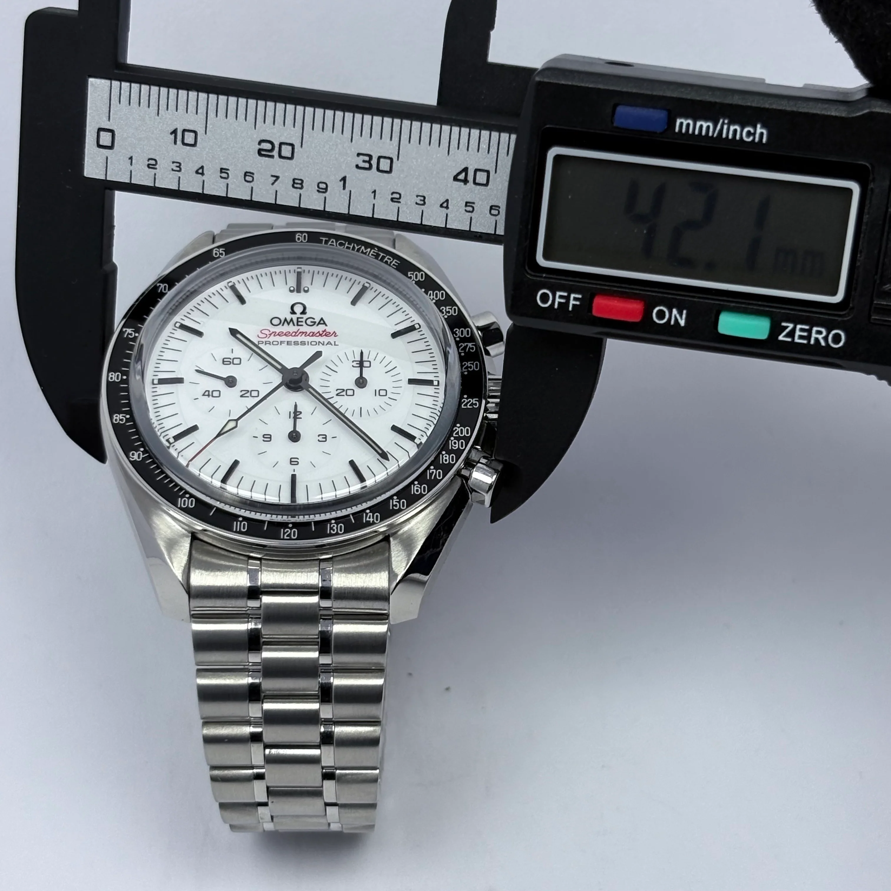 Reloj Omega Speedmaster Moonwatch Professional Cuerda - Image 9