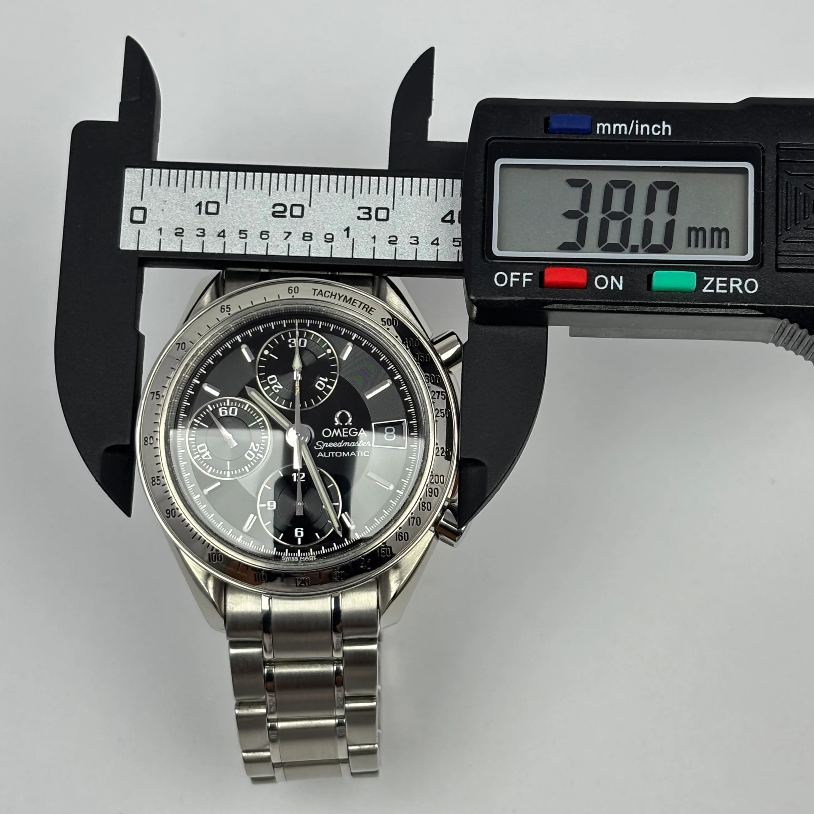 Reloj Omega Speedmaster Reduced Cronógrafo Automático - Image 6