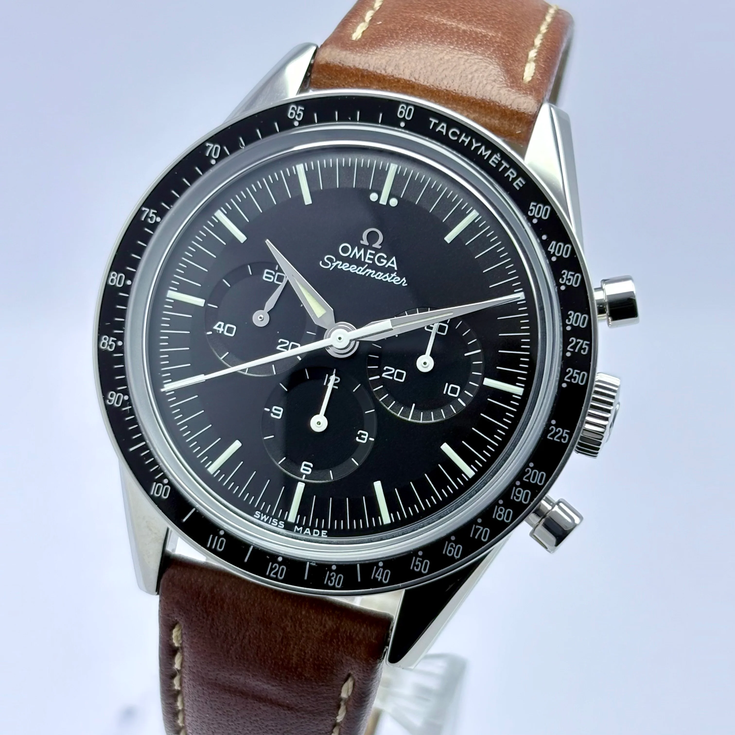Reloj Omega Speedmaster Serie de Aniversario (FOIS) Cuerda - Image 2