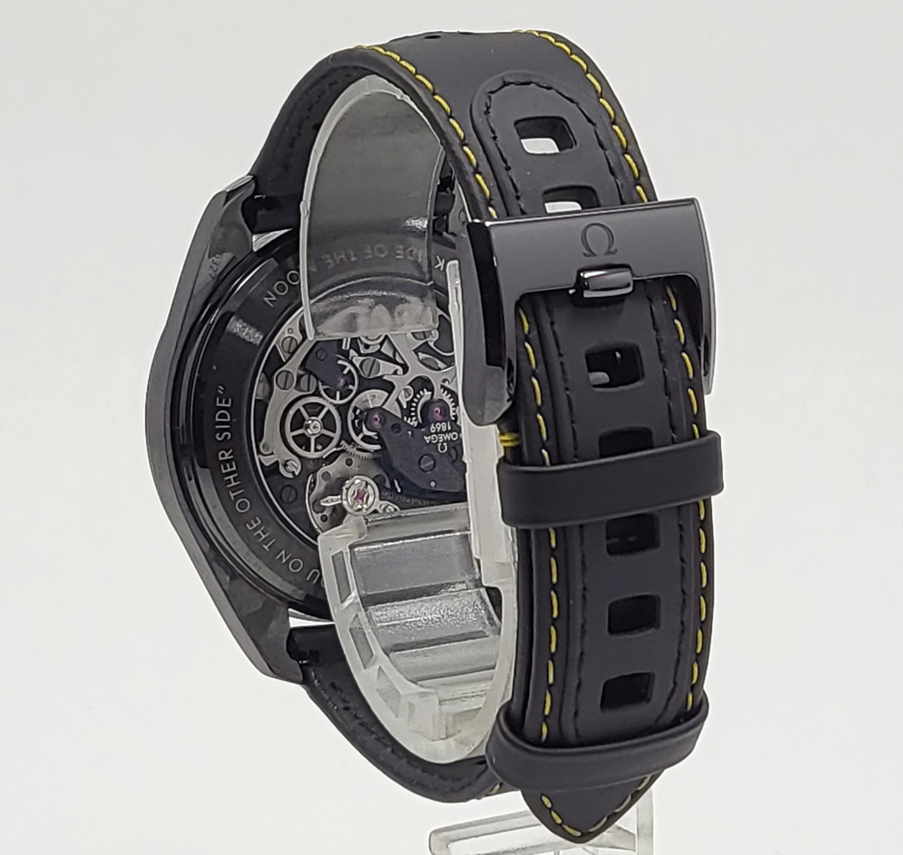 Reloj Omega Speedmaster Dark Side of the Moon Apollo 8 Cuerda - Image 5